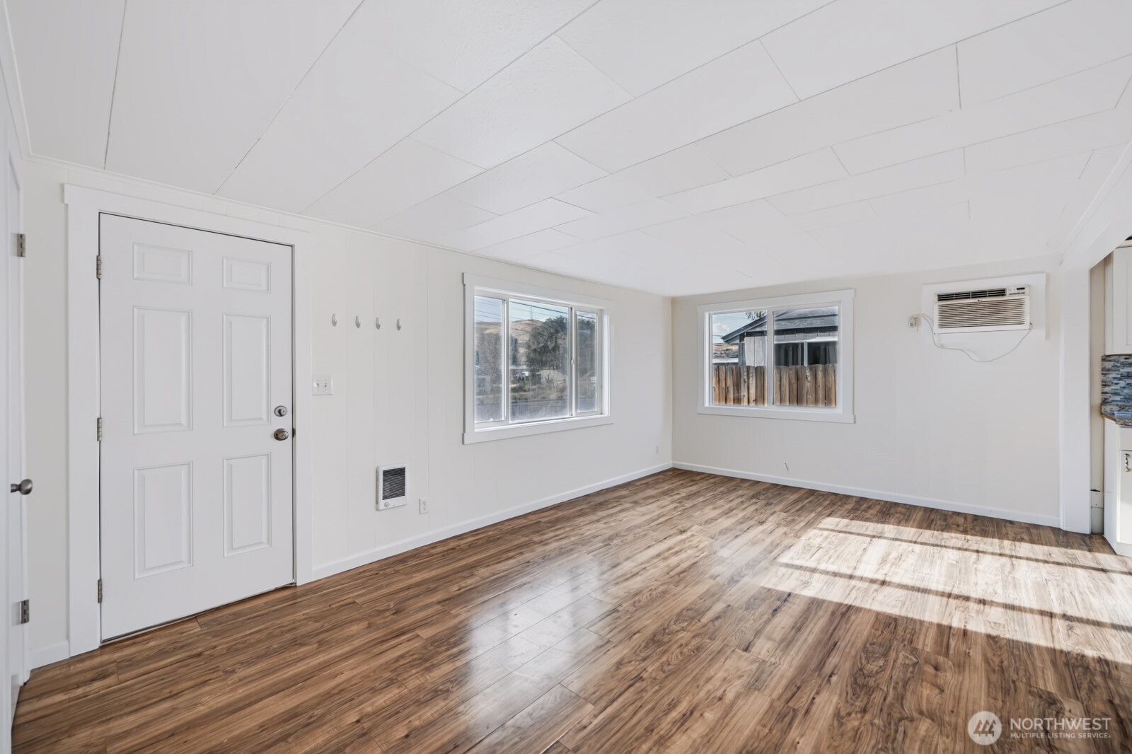 1222 Se A Street Property Photo 6
