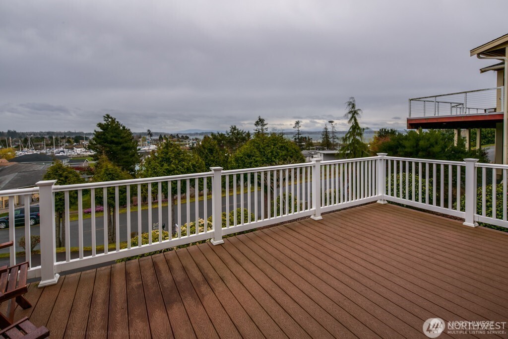 8061 Chinook Way Property Photo 6