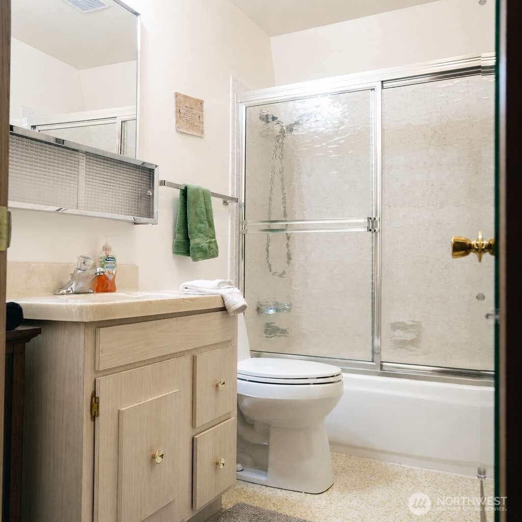 38115 564th St Court Property Photo 17