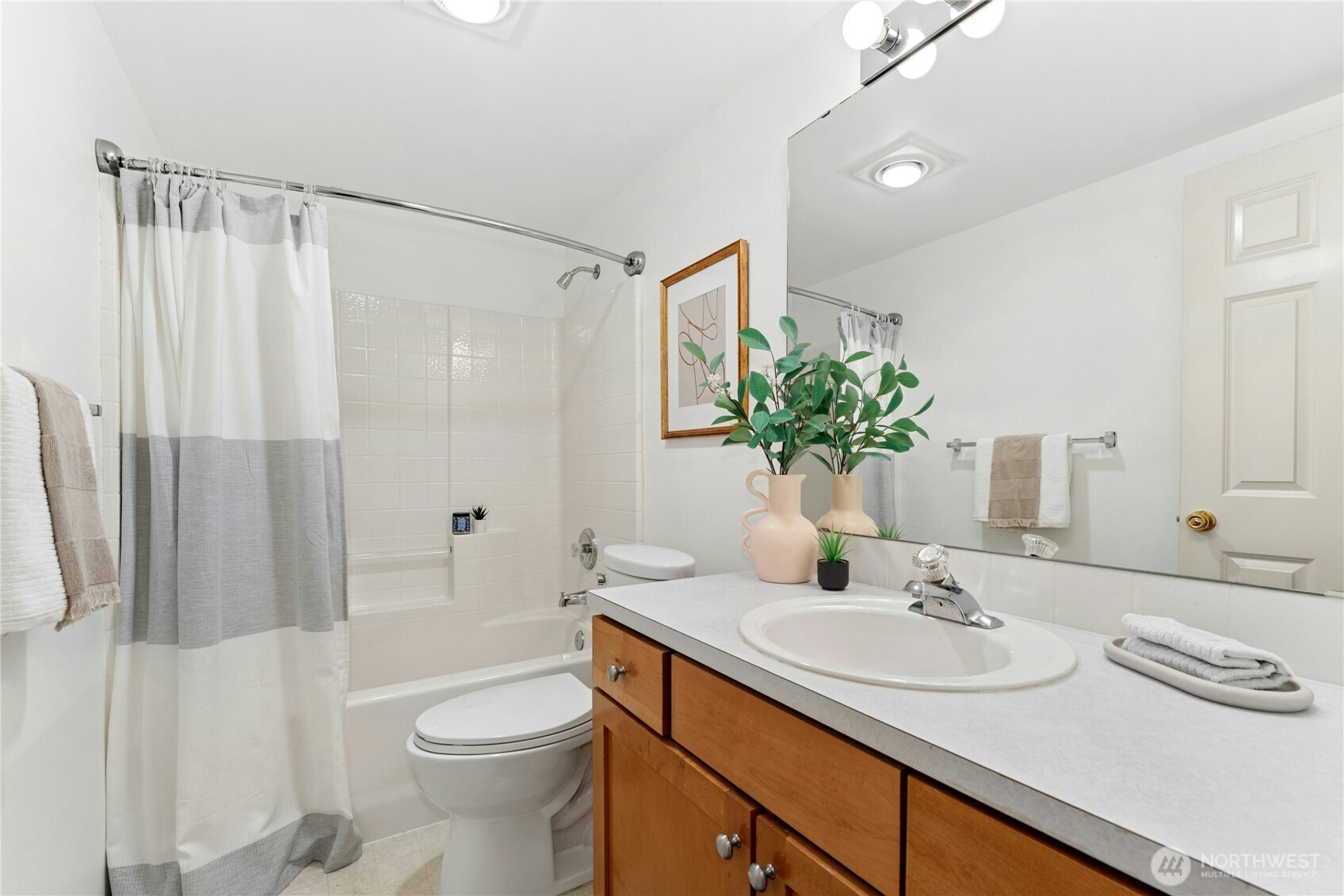 7704 196th Street A Property Photo 15