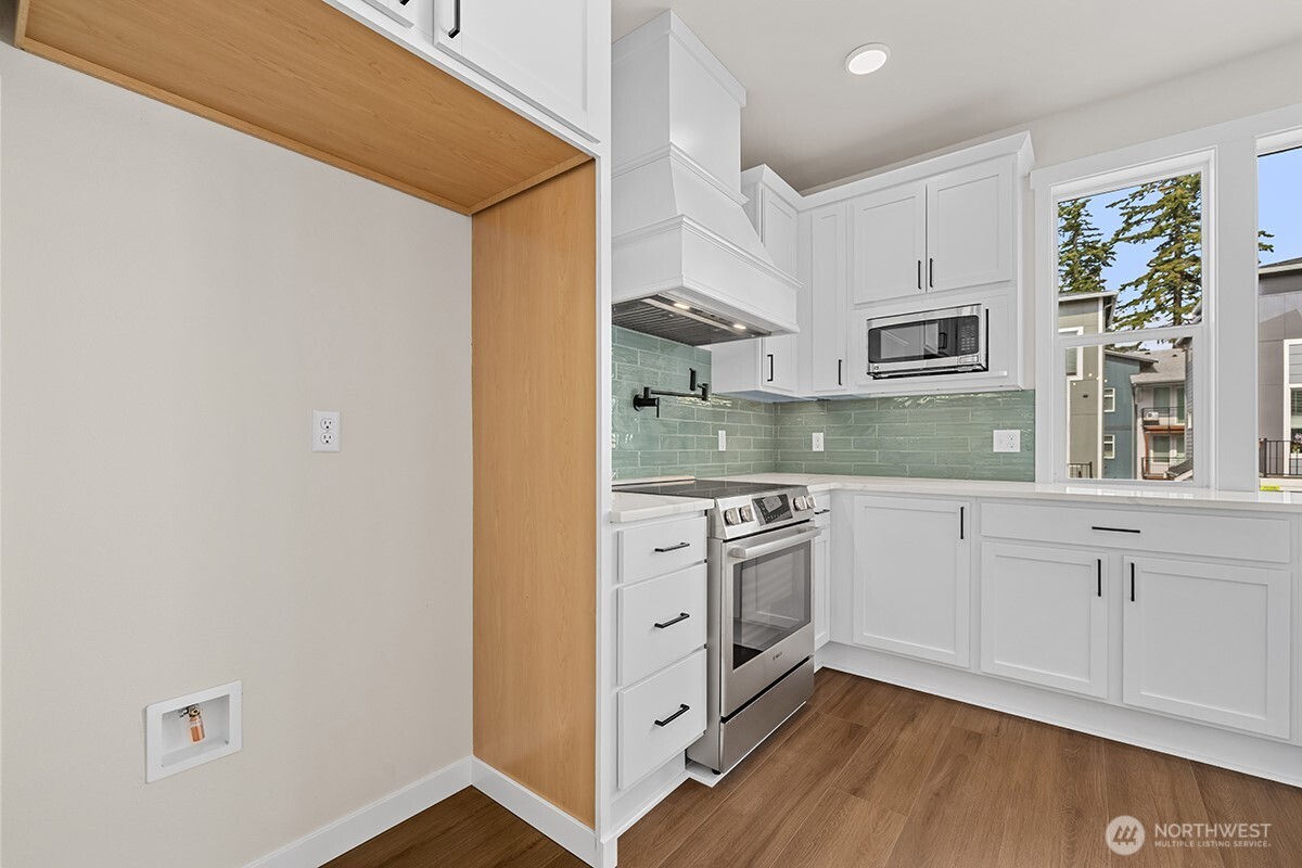 16823 Alder Way M8 Property Photo 20