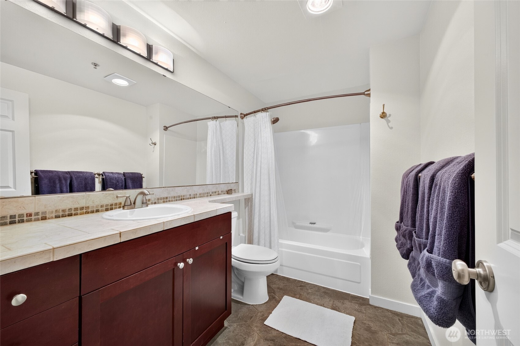 1840 S 284th Lane H103 Property Photo 14