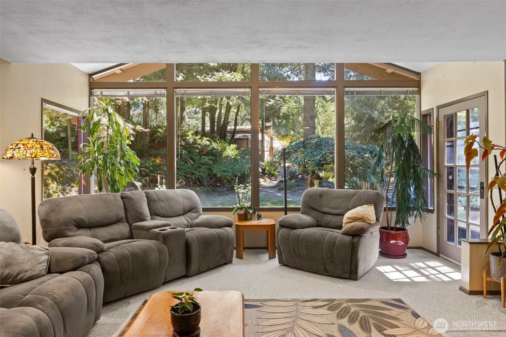 2295 Deer Park Road Property Photo 3