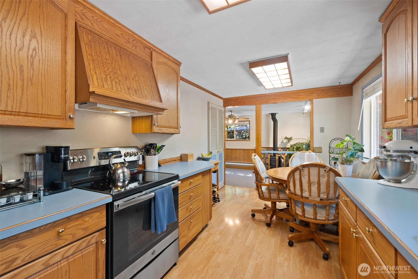 2295 Deer Park Road Property Photo 6