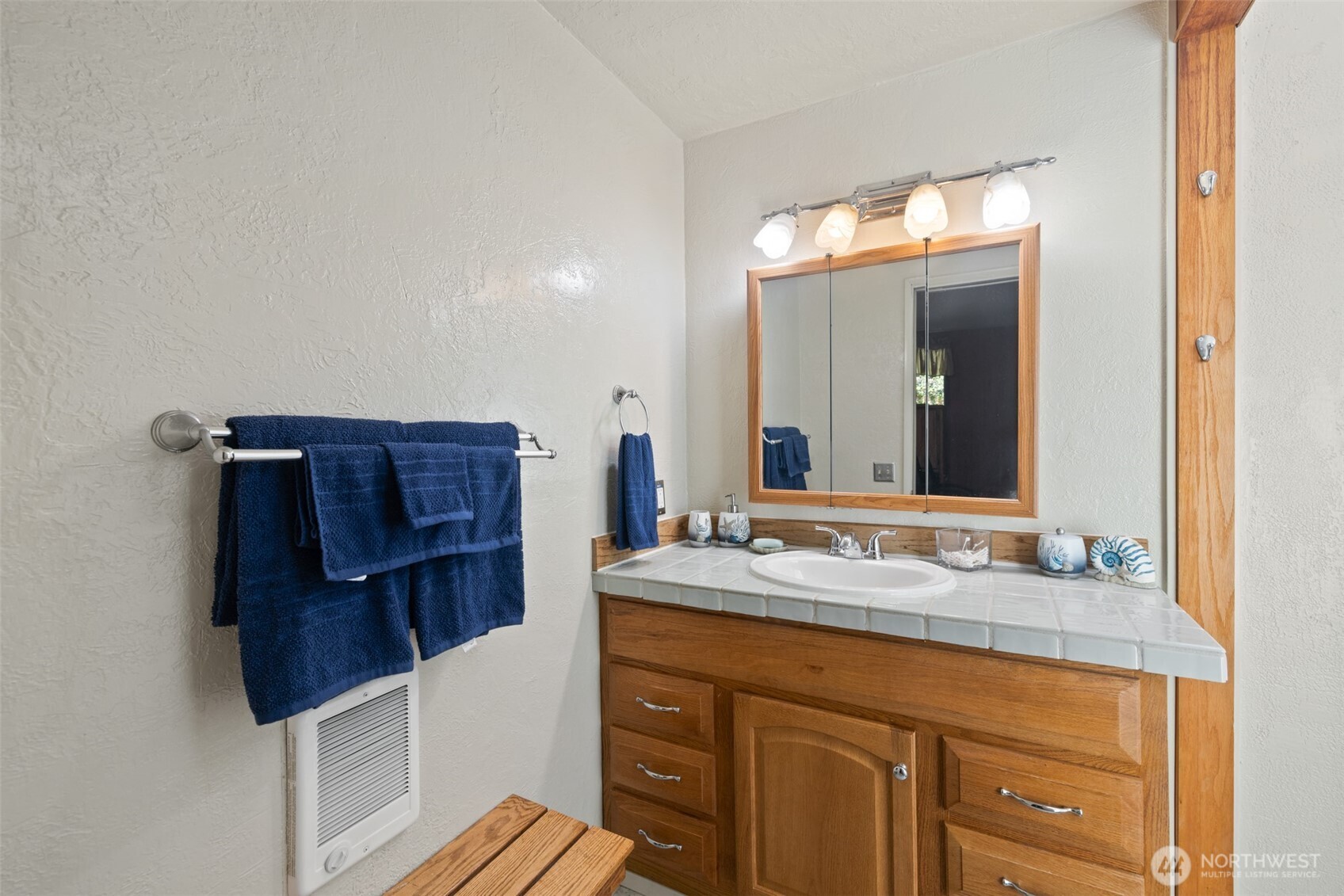 2295 Deer Park Road Property Photo 13