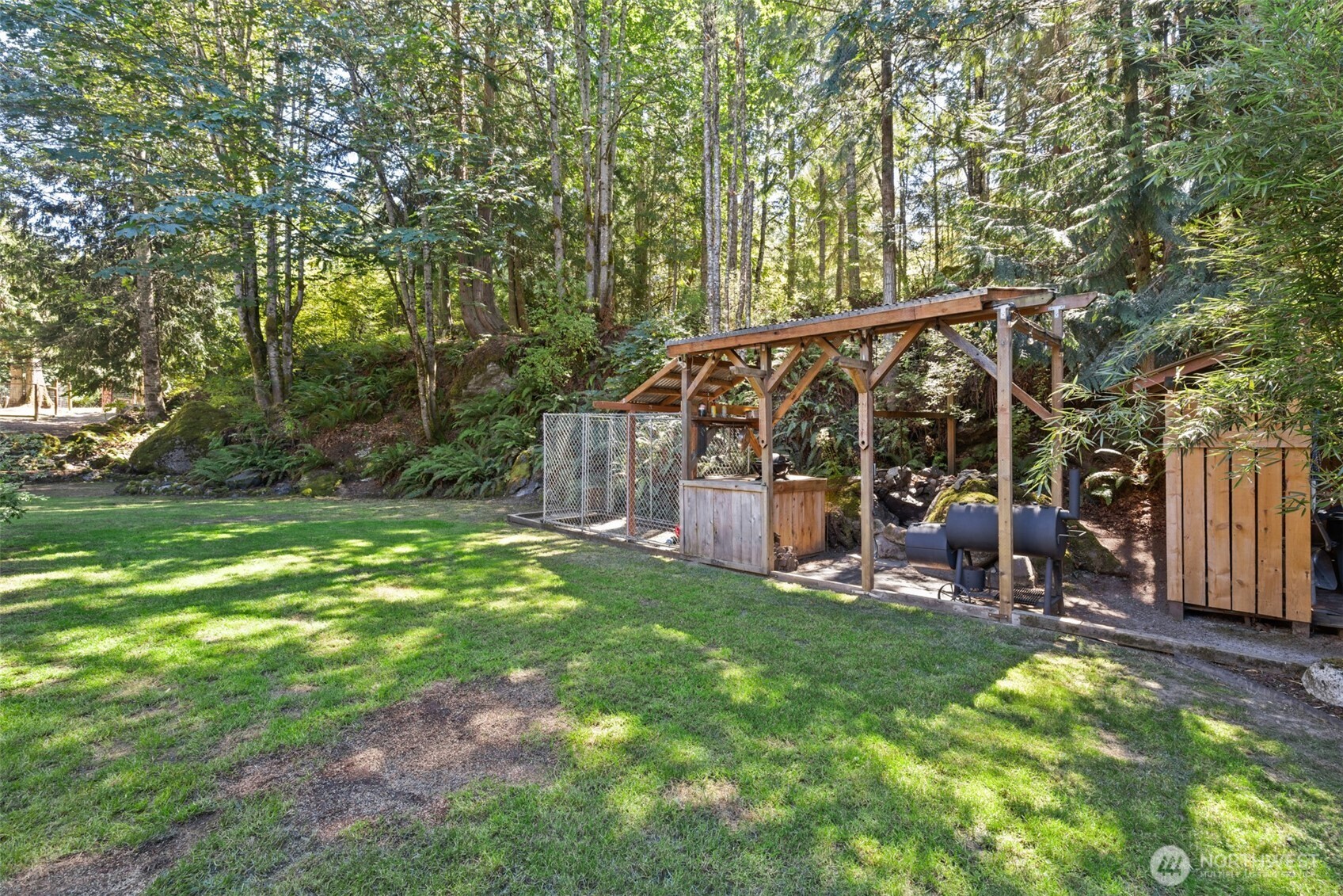 2295 Deer Park Road Property Photo 28