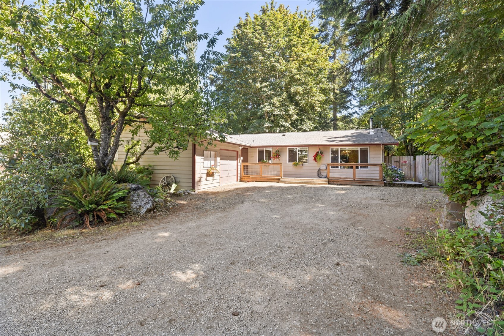 2295 Deer Park Road Property Photo 34