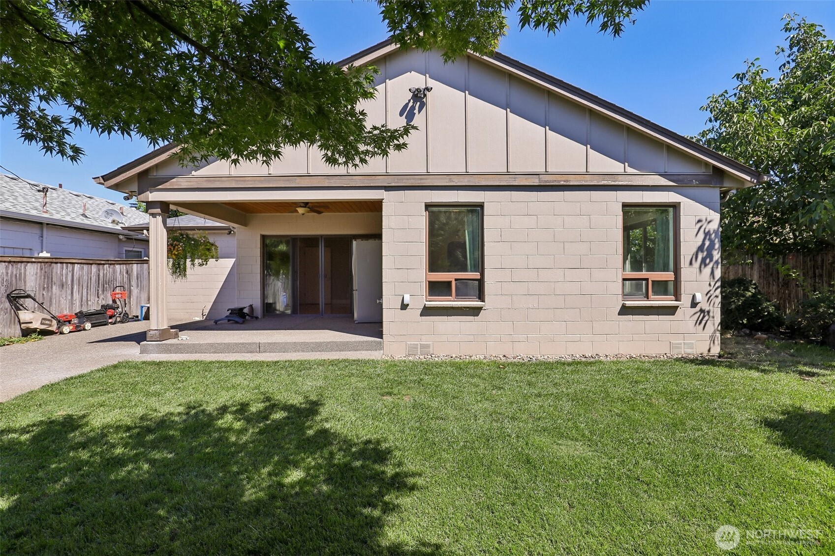 8407 Mt Olympus Avenue Property Photo 29