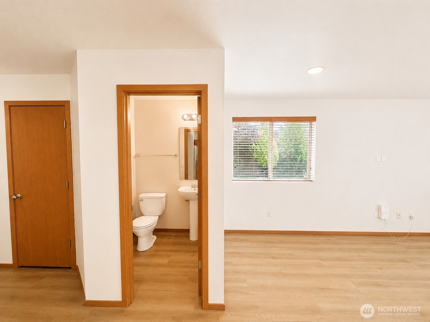 4002 82nd Avenue Property Photo 7