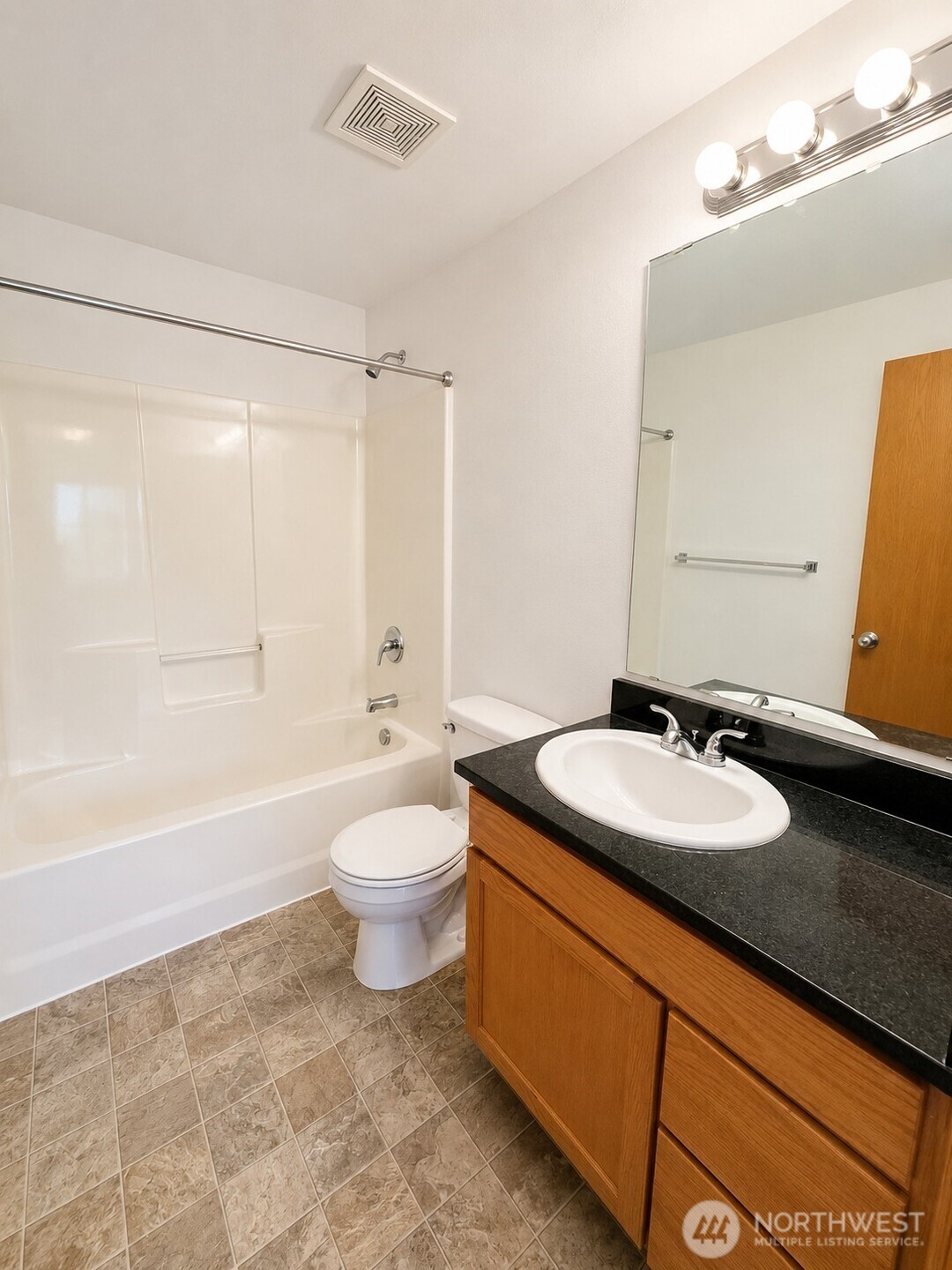 4002 82nd Avenue Property Photo 18