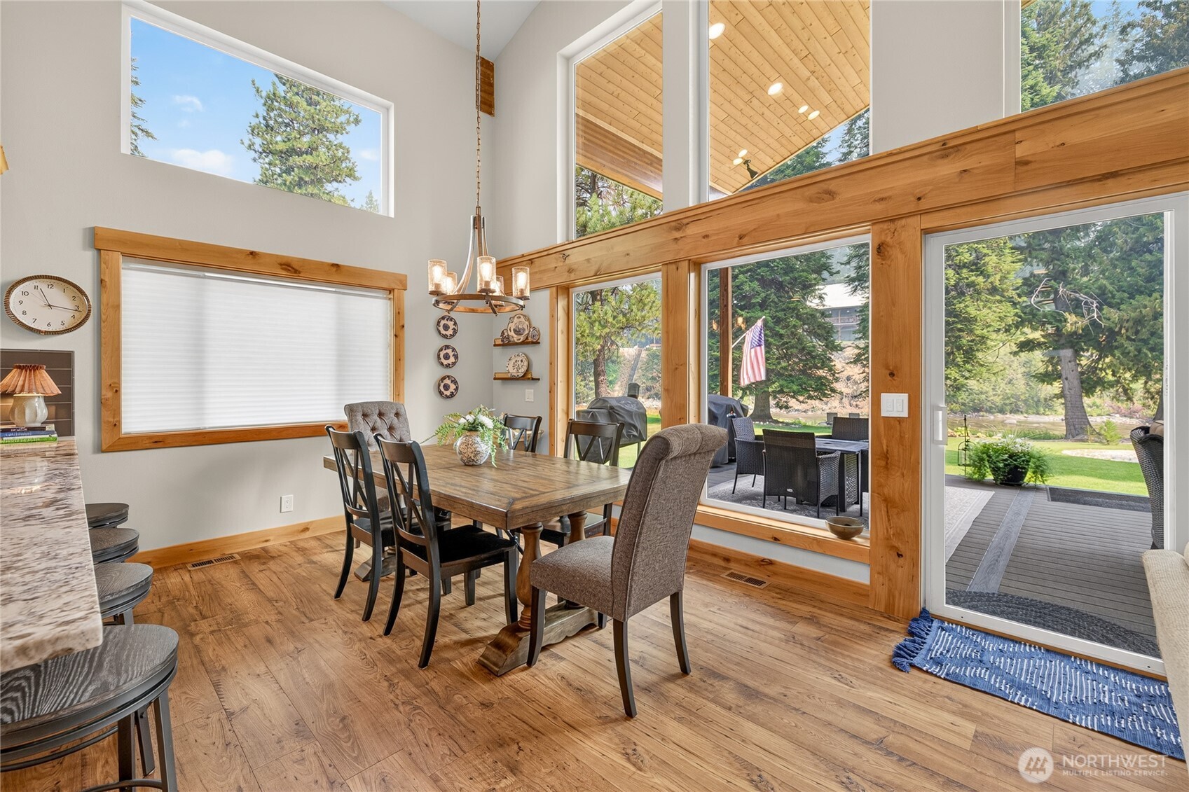 2303 Pine Tree Road Property Photo 18