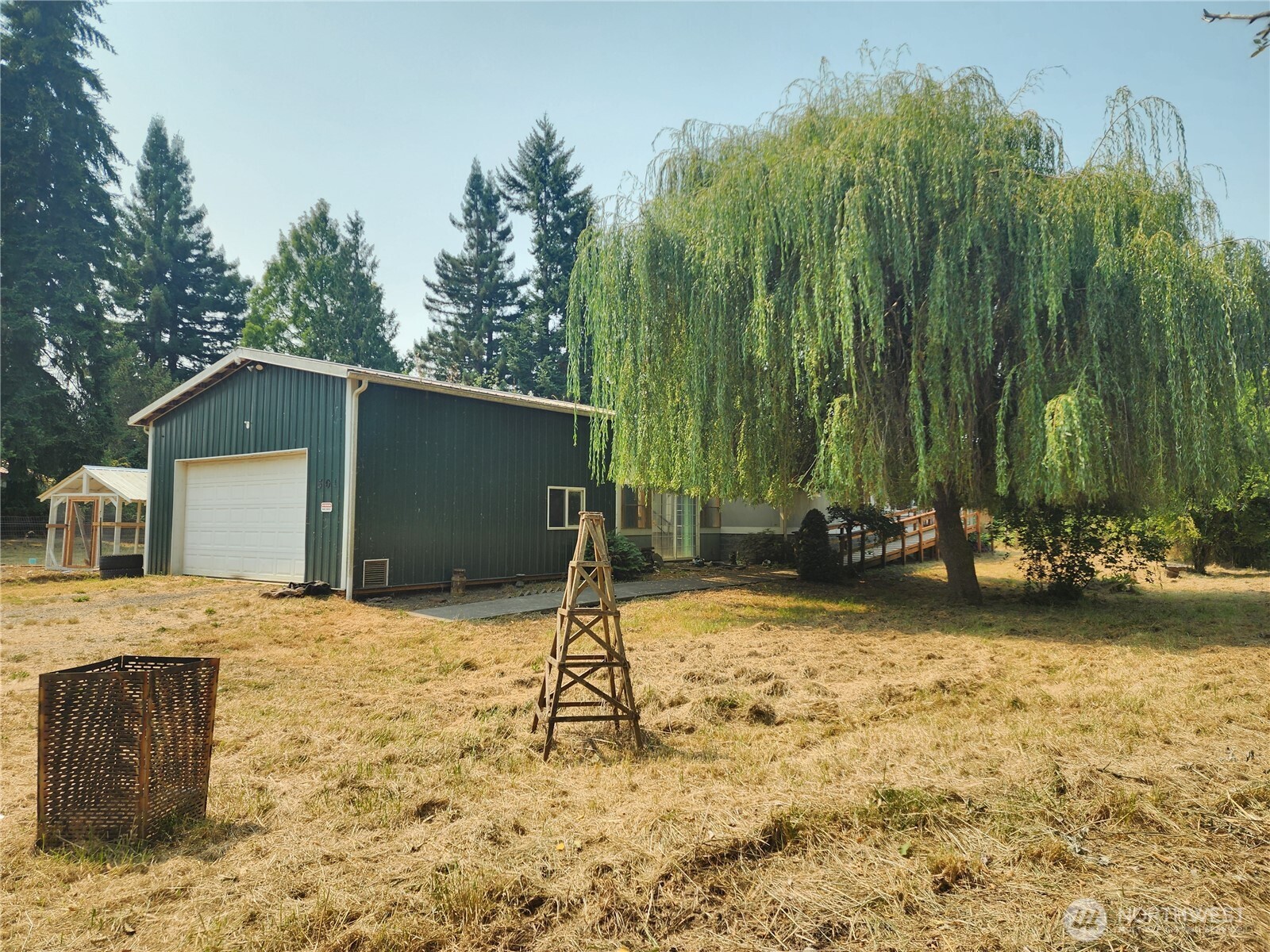 501 W 7th Street Property Photo 7