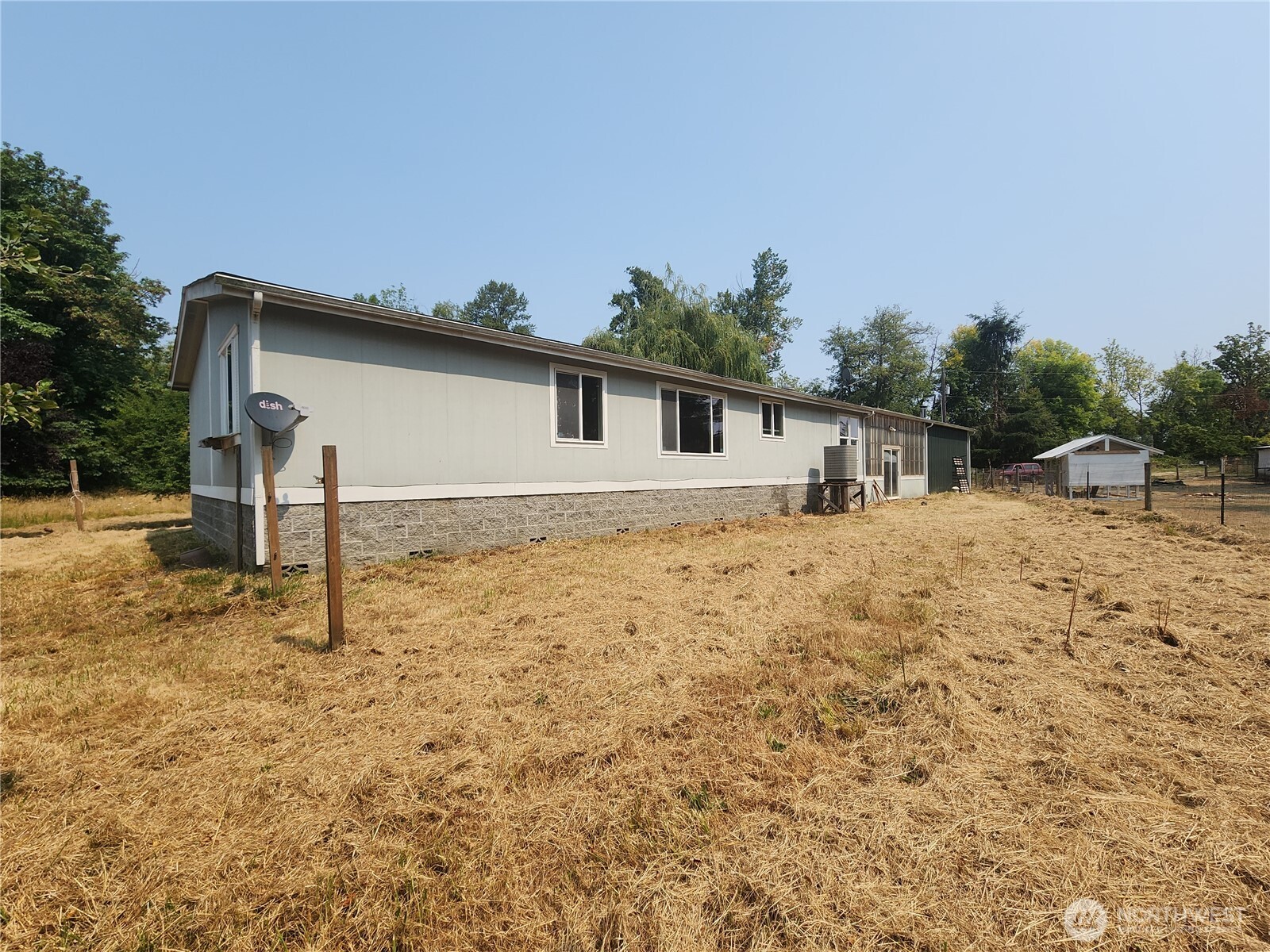 501 W 7th Street Property Photo 15