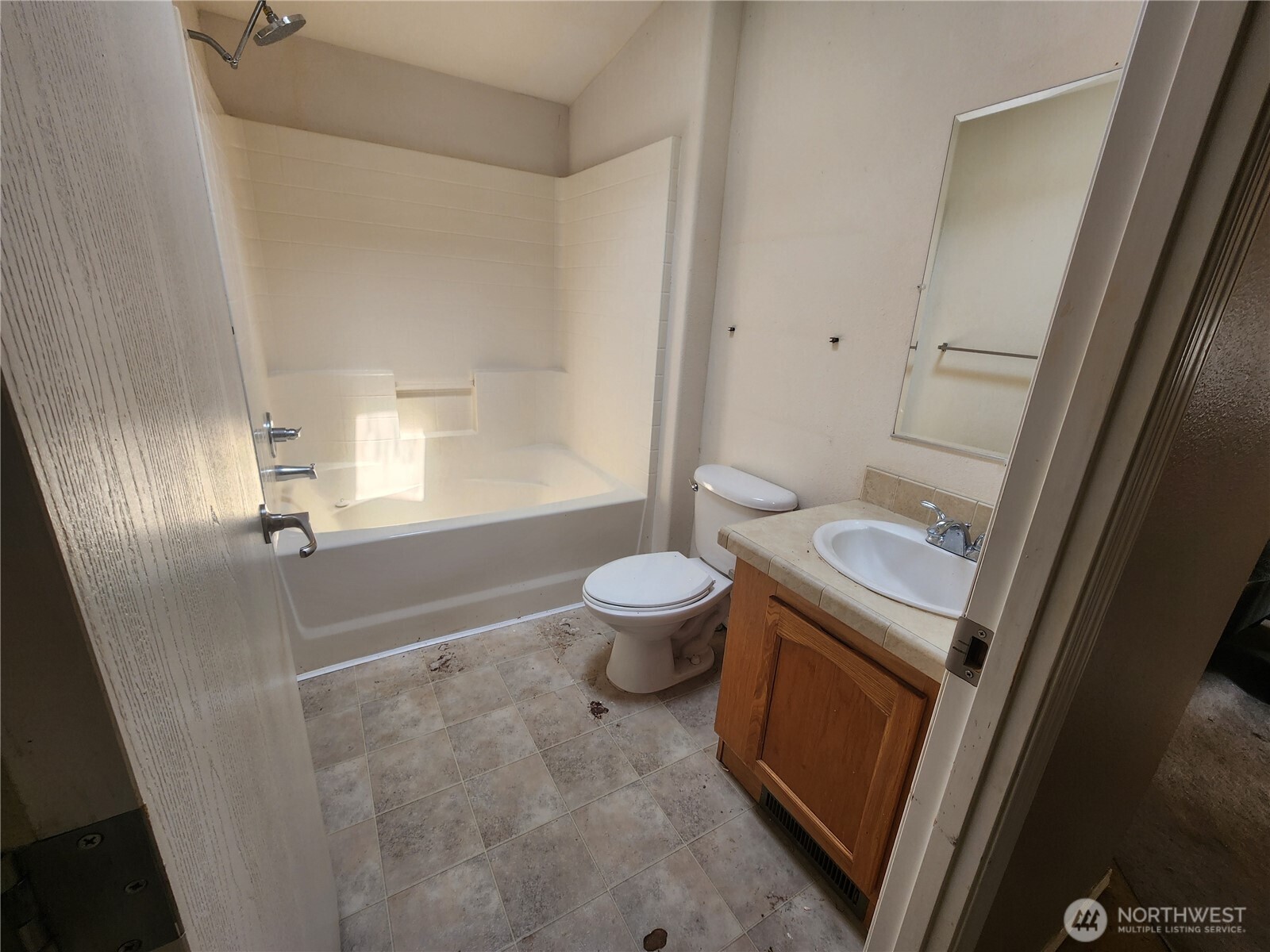 501 W 7th Street Property Photo 24