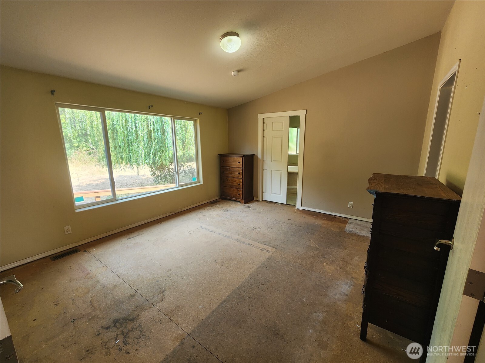 501 W 7th Street Property Photo 37