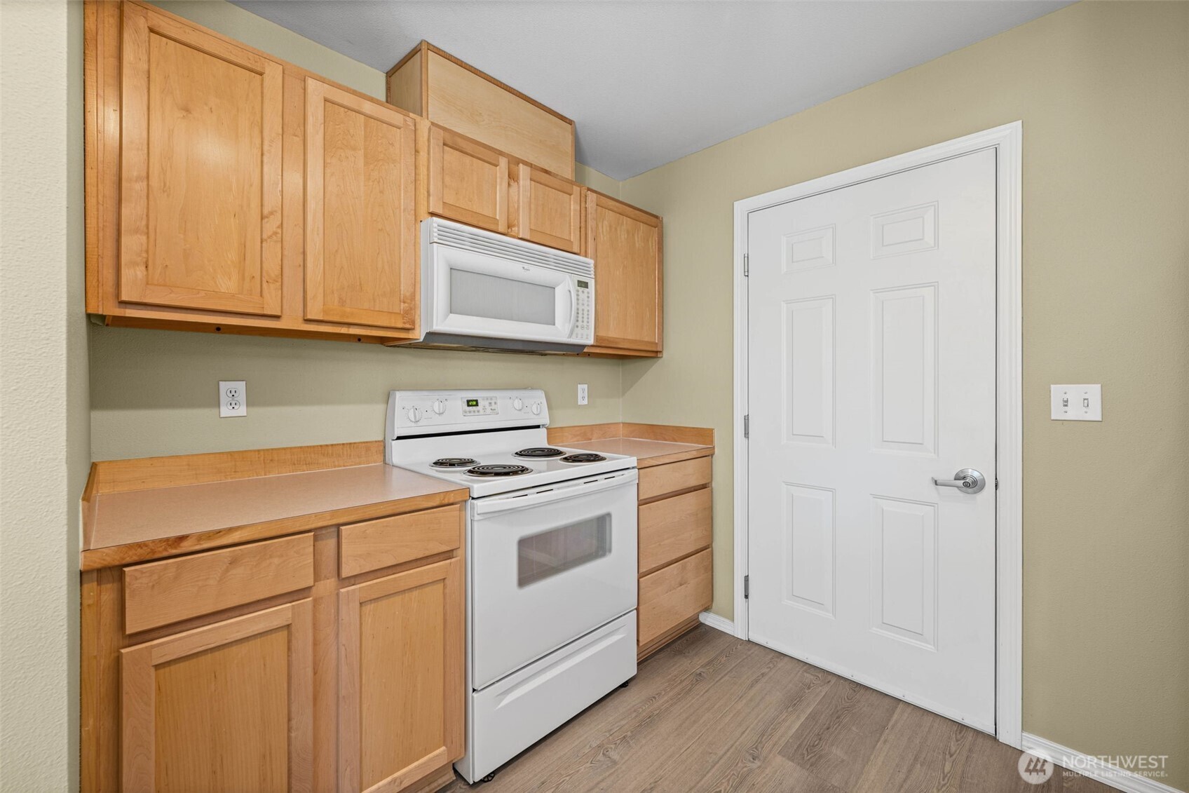 1131 63rd Street B Property Photo 10