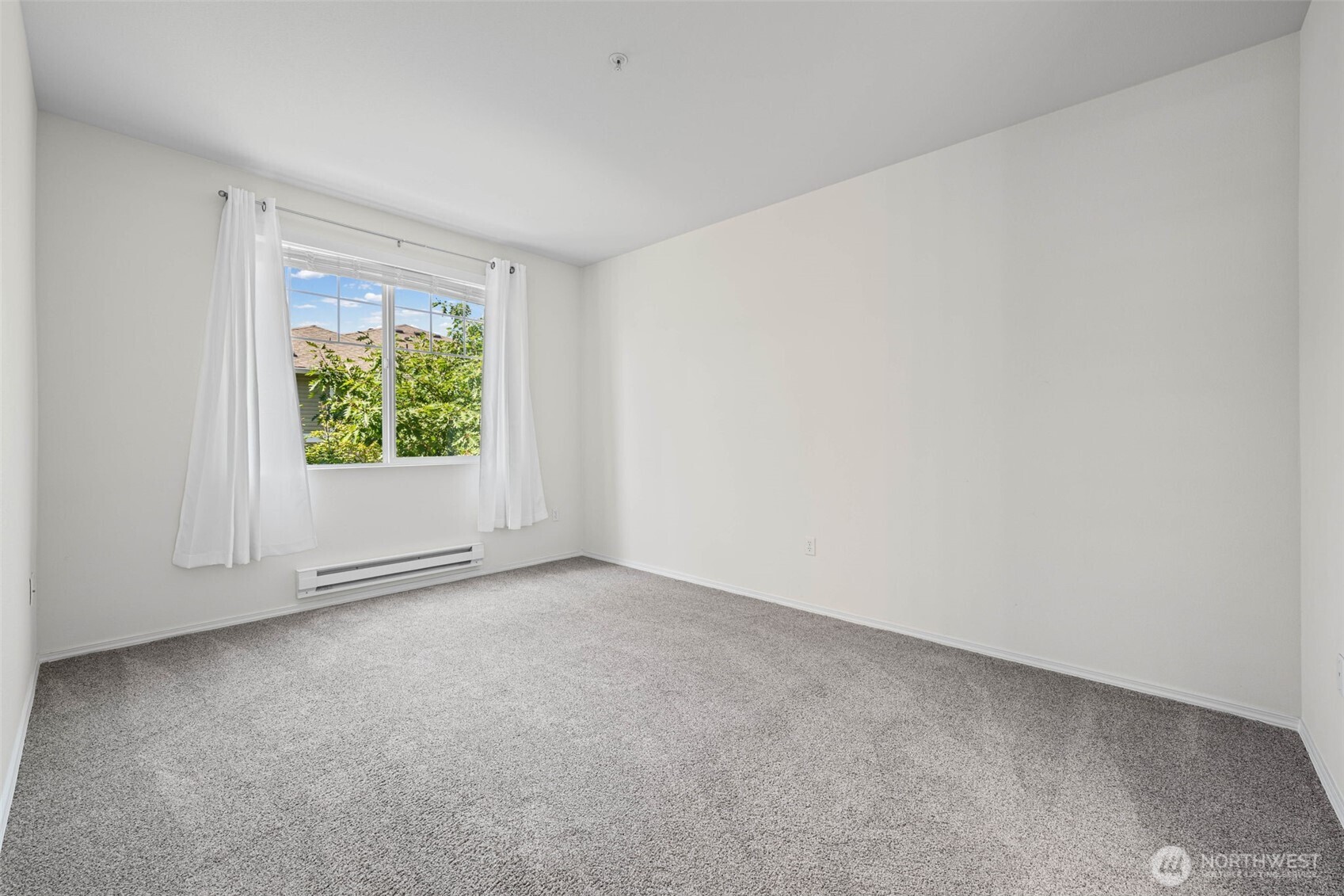 1131 63rd Street B Property Photo 13