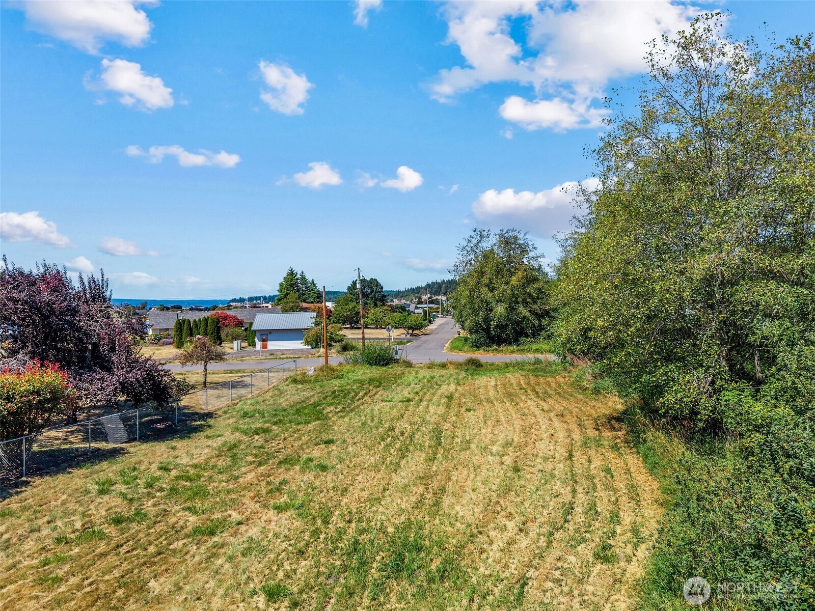 4929 Ne Hemlock Lane Property Photo 1