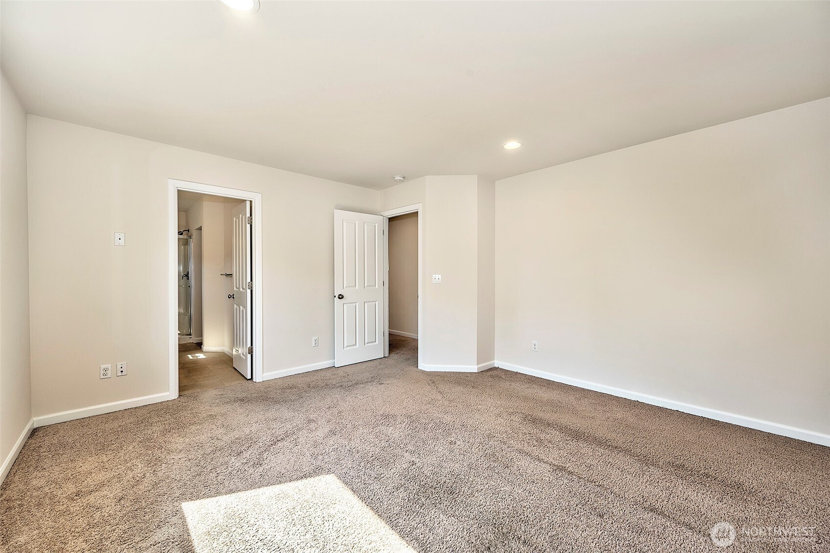 20231 4th Place Property Photo 17