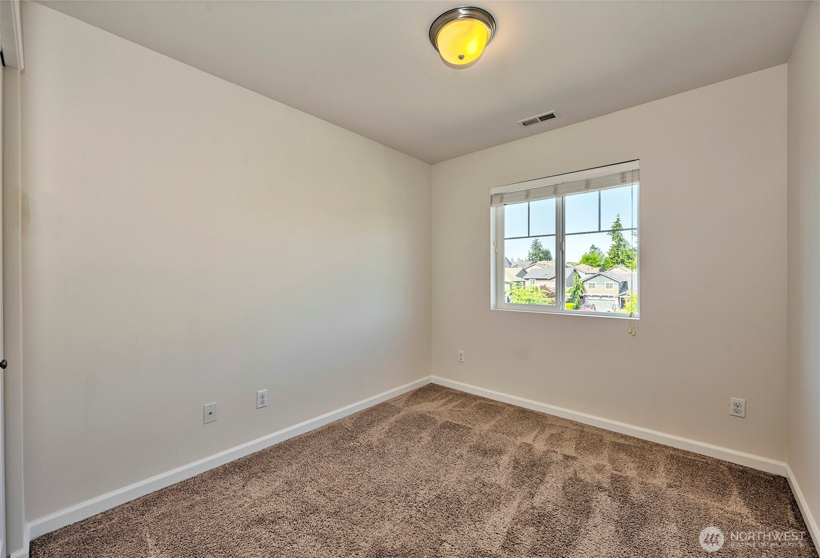 20231 4th Place Property Photo 20