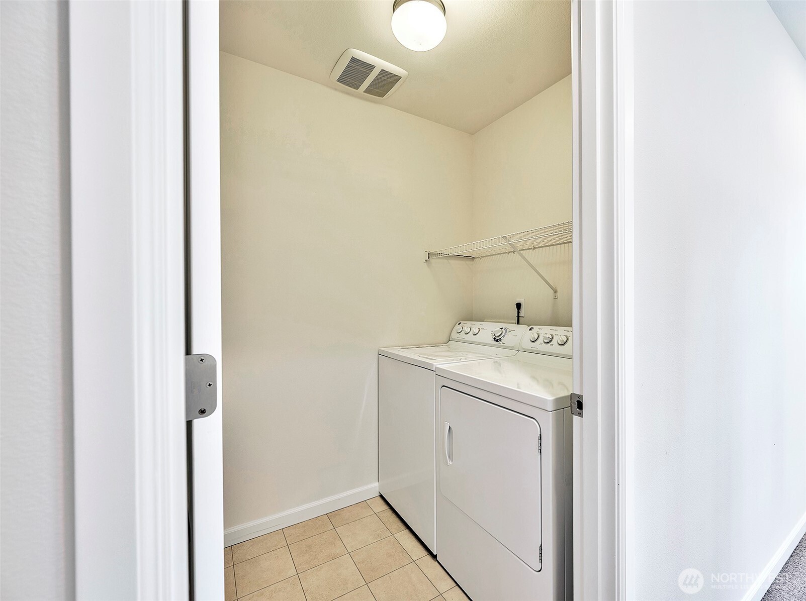 20231 4th Place Property Photo 23