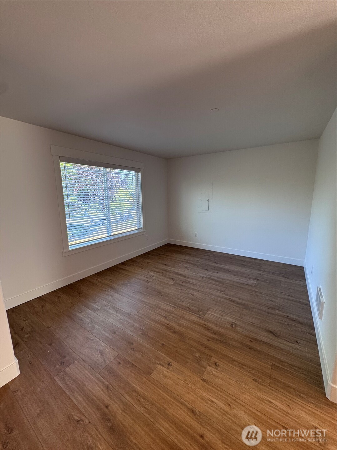 1869 Johnson Avenue Property Photo 2