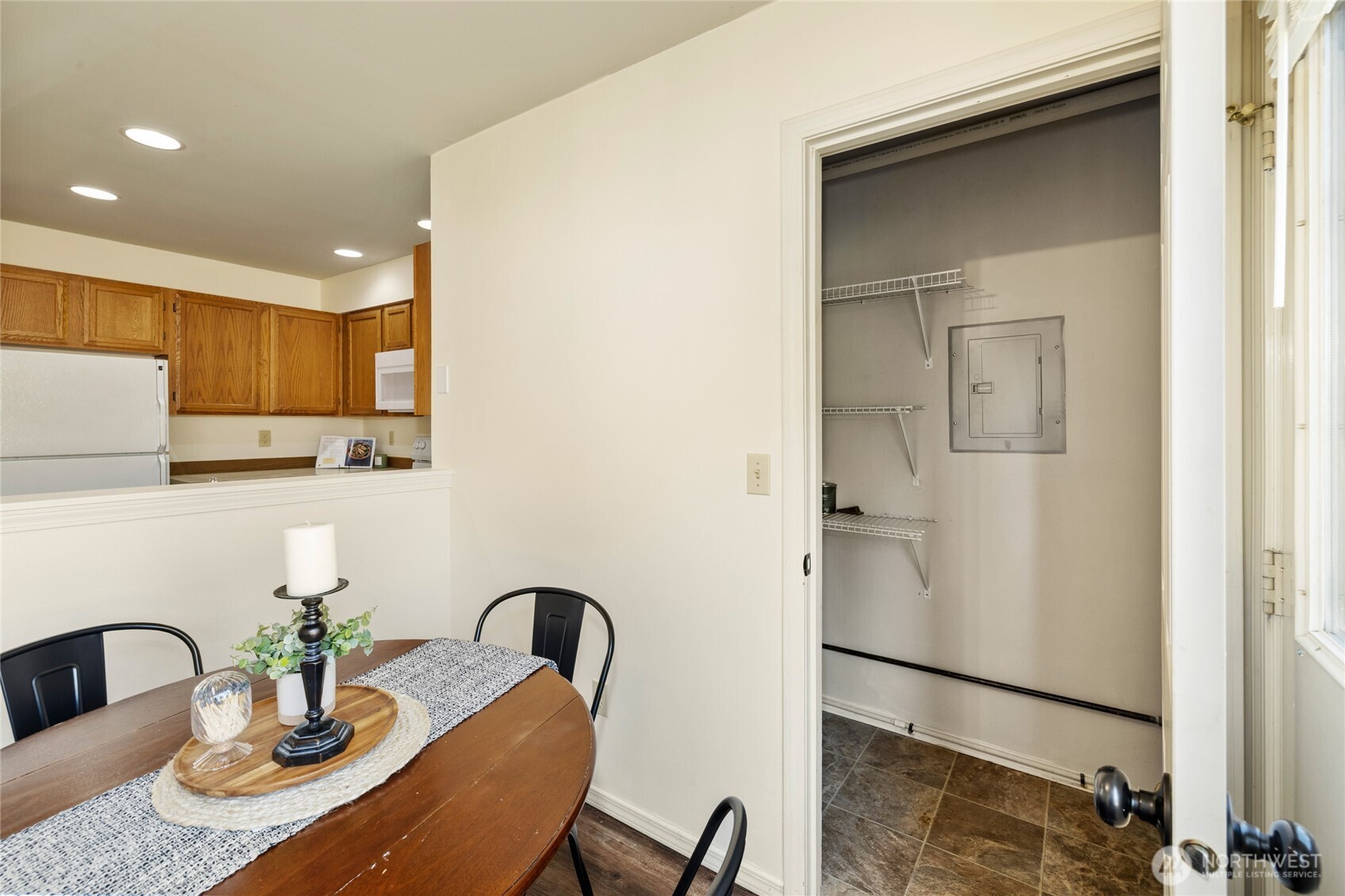 209 E 18th Avenue D19 Property Photo 12