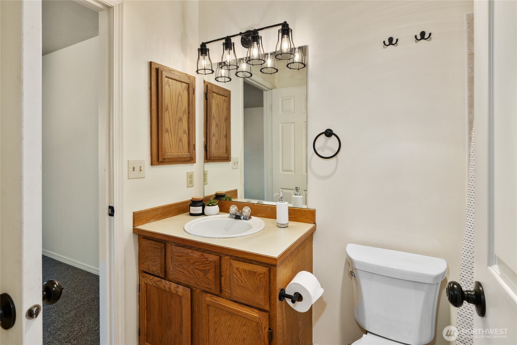 209 E 18th Avenue D19 Property Photo 16