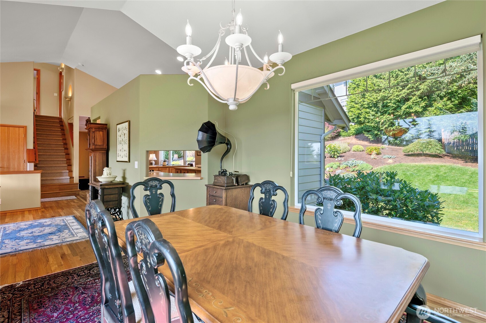 2207 Teal Court Property Photo 14
