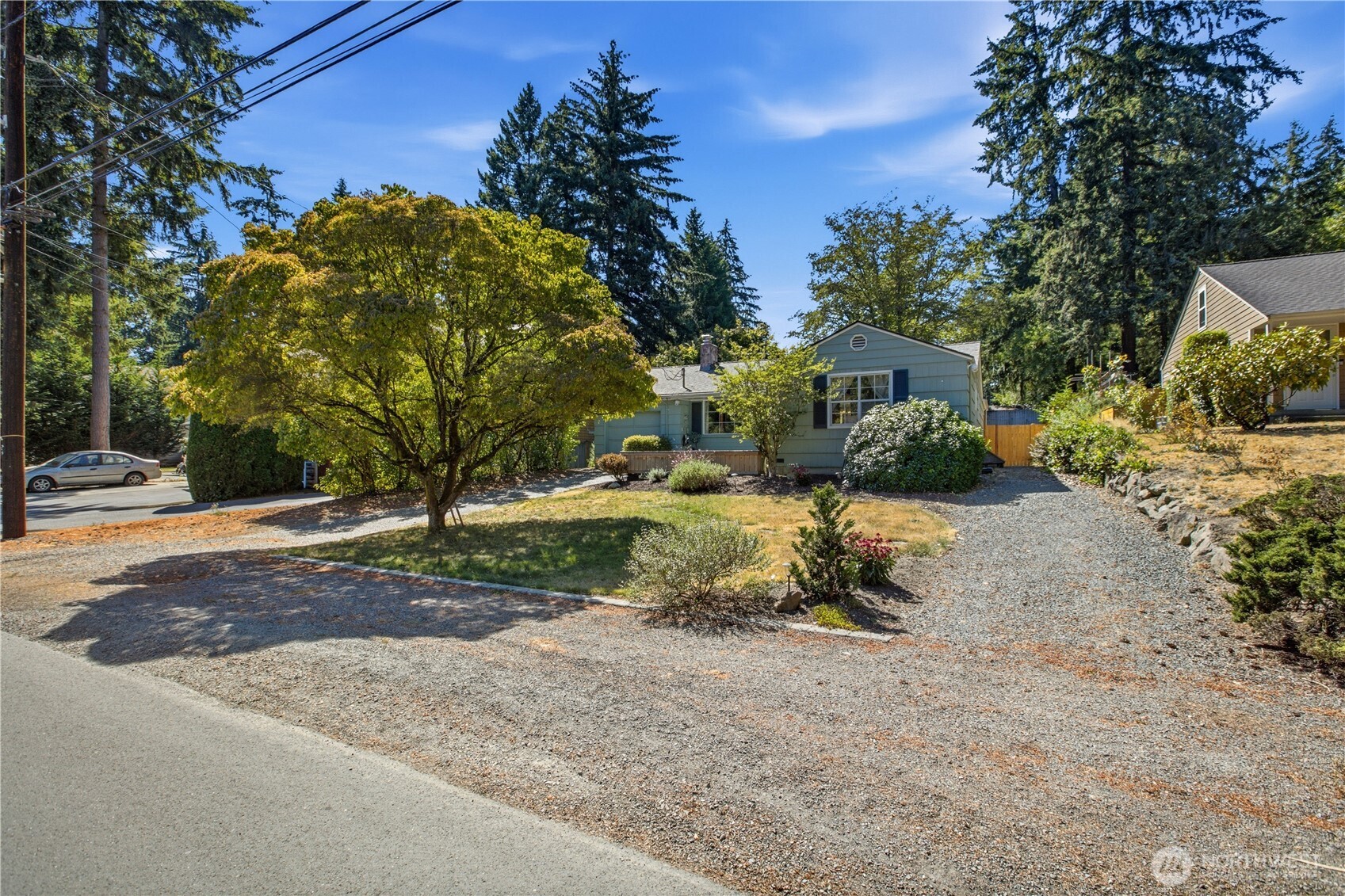 13041 25th Avenue Property Photo 3