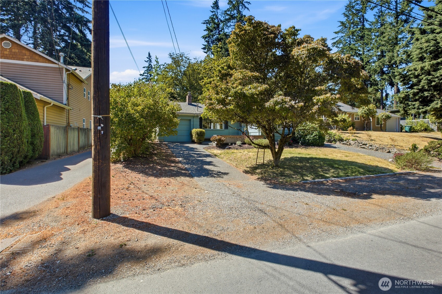 13041 25th Avenue Property Photo 4