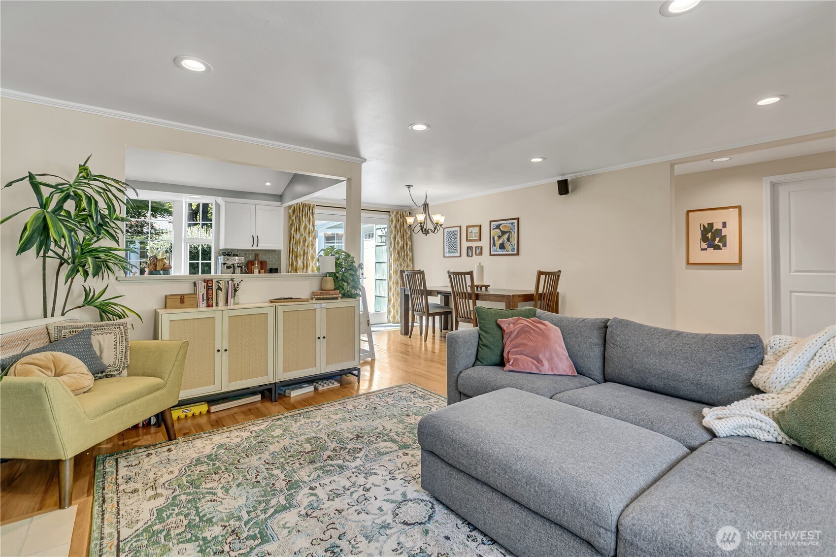 13041 25th Avenue Property Photo 9