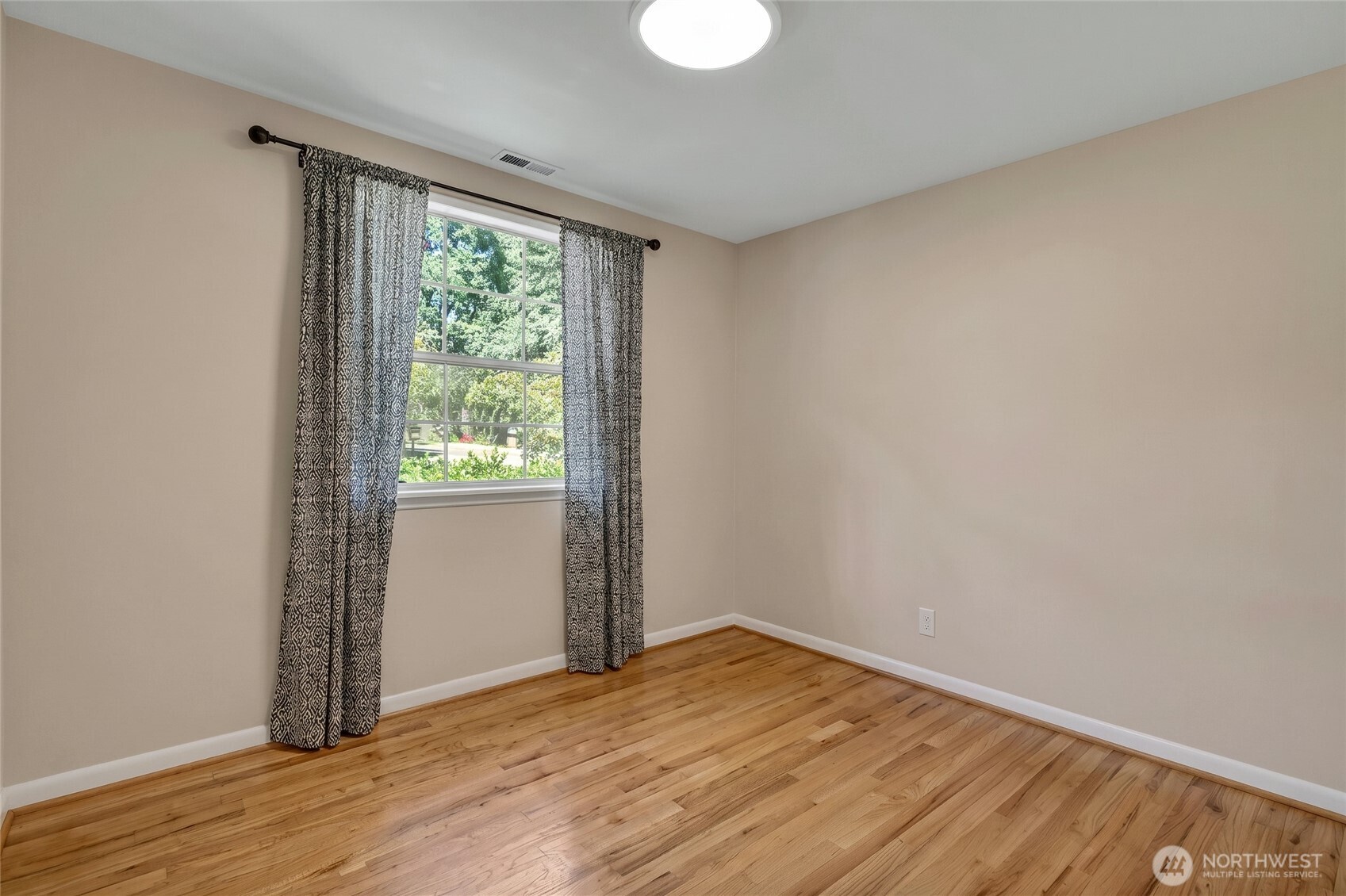 13041 25th Avenue Property Photo 24