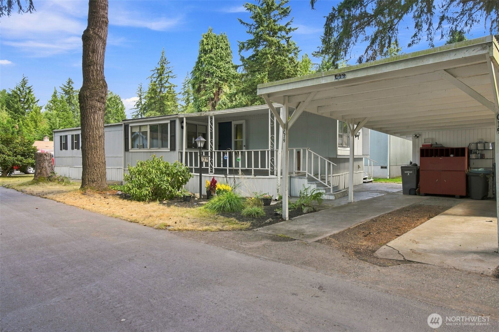 900 29th Street C19 Property Photo 2