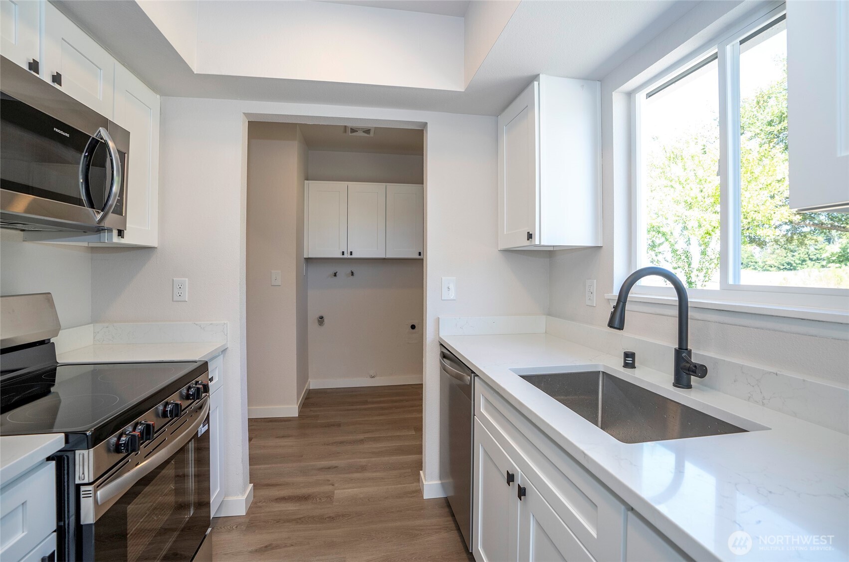 3574 S Crandall Lane Property Photo 10