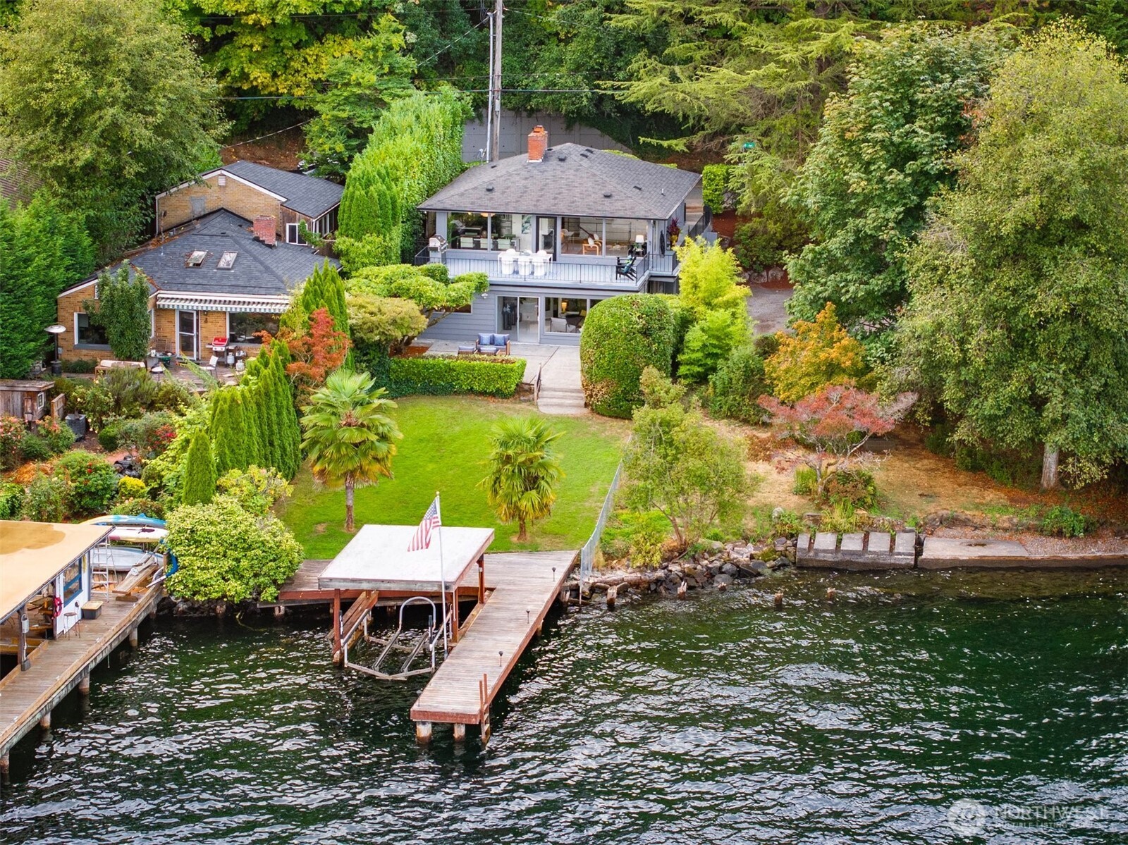 1302 Lakeside Avenue Property Photo 1
