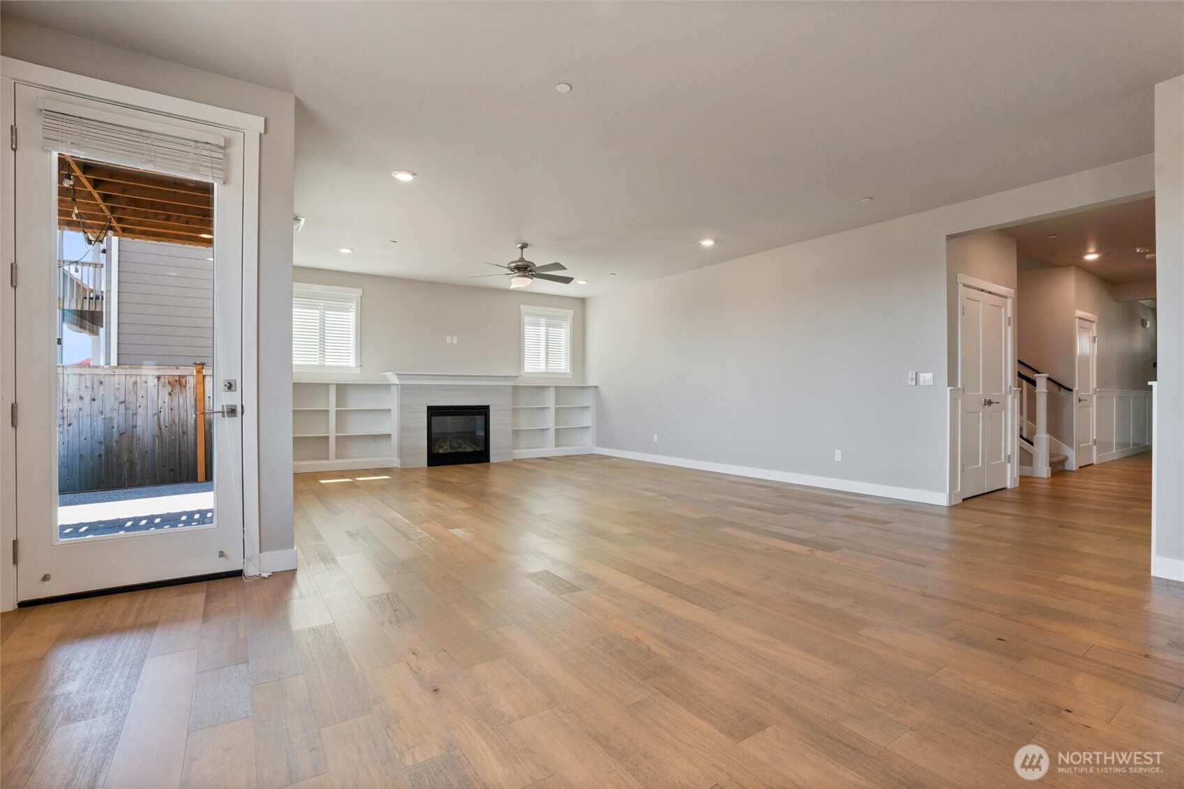 1407 Baker Heights Loop Property Photo 16