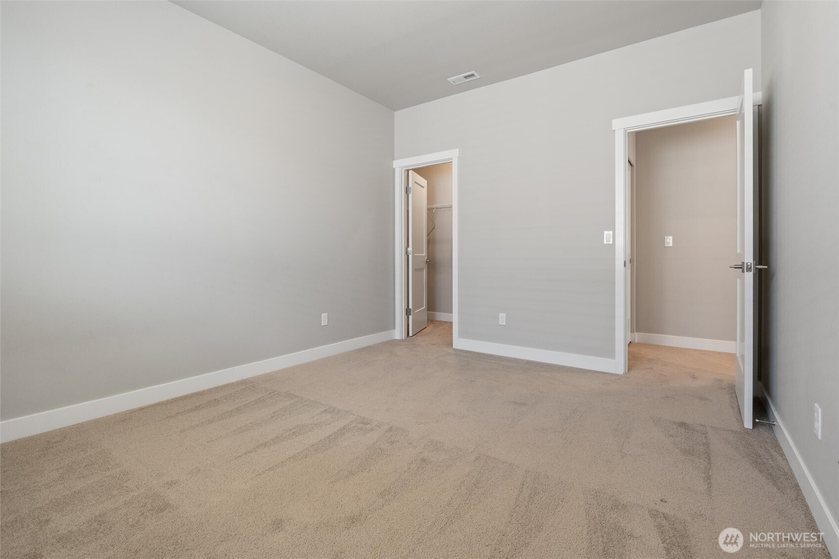 1407 Baker Heights Loop Property Photo 26