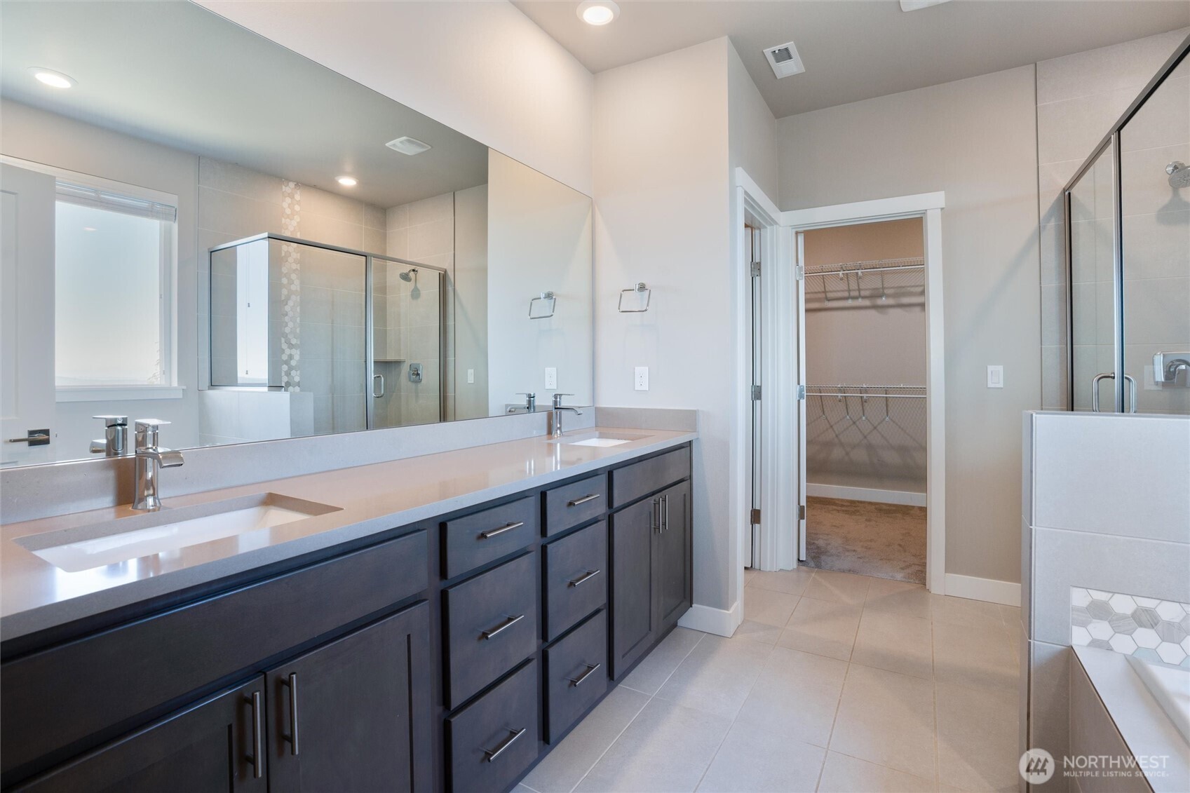1407 Baker Heights Loop Property Photo 32