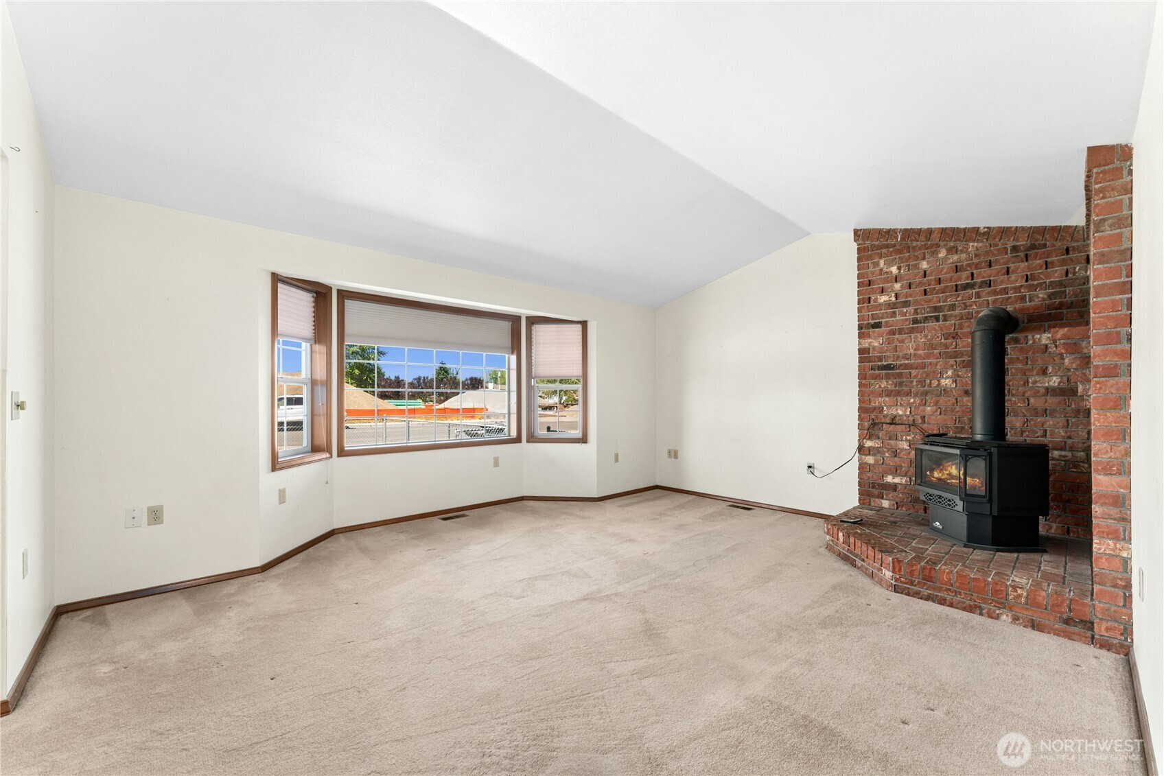 528 Spiketon Road Property Photo 4