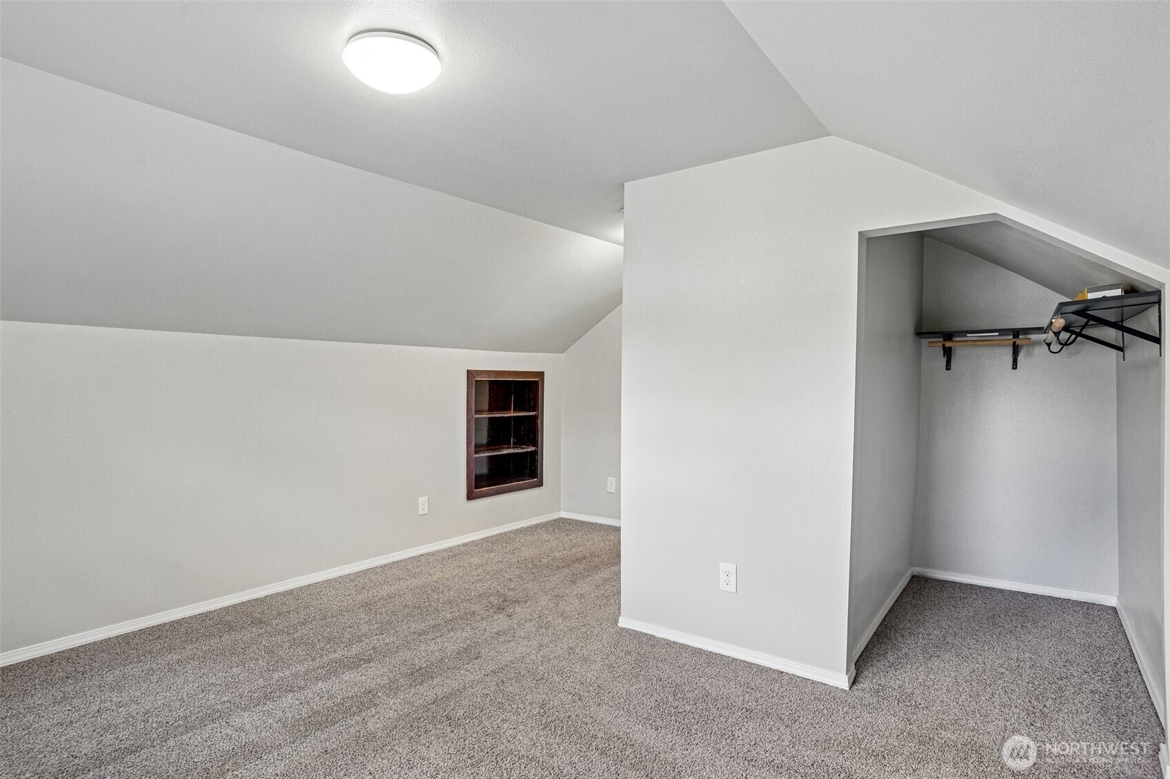 811 S 88th Street Property Photo 25