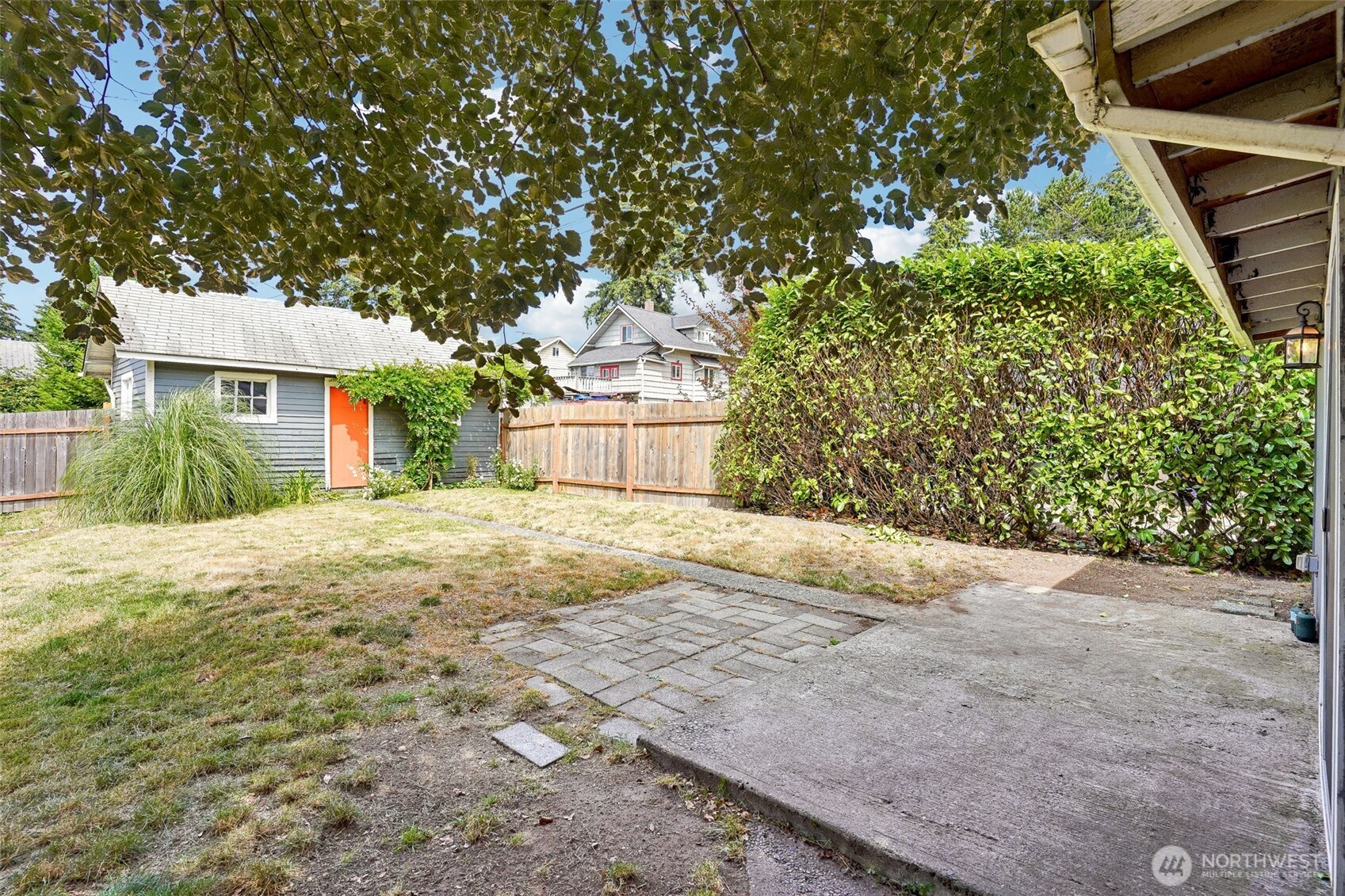 811 S 88th Street Property Photo 29