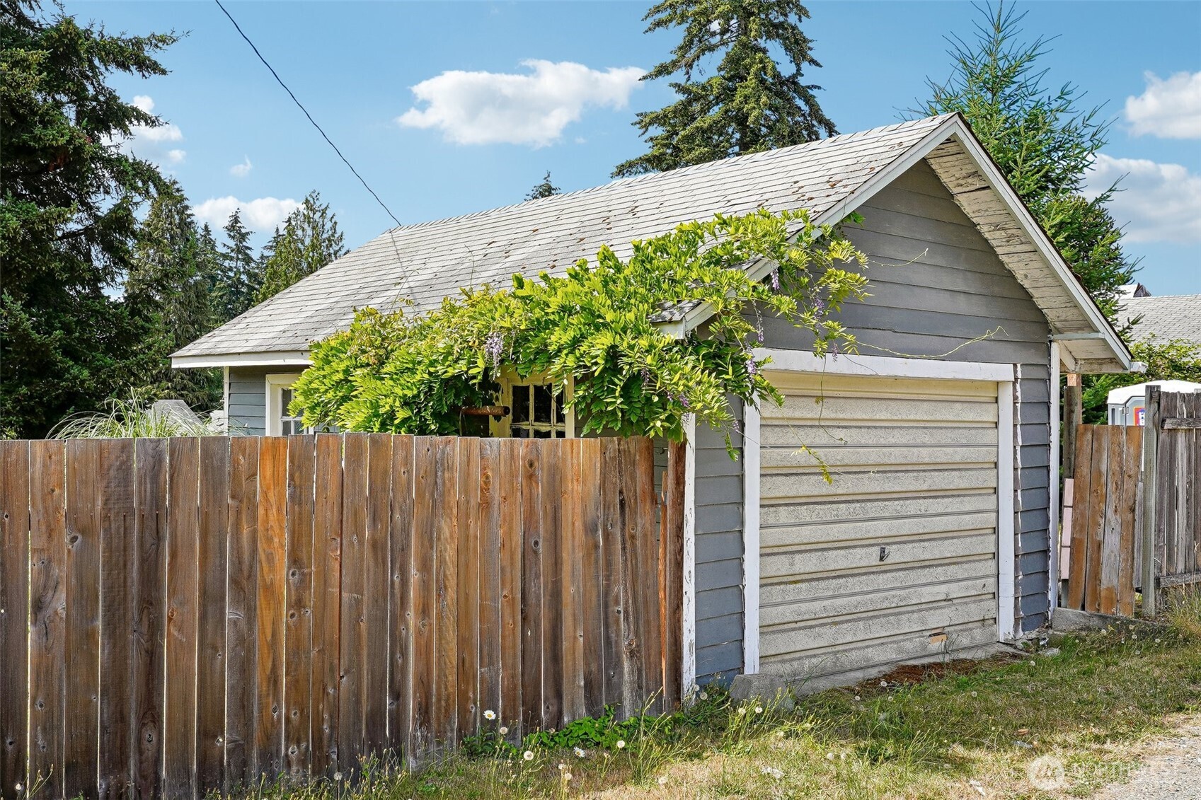 811 S 88th Street Property Photo 33