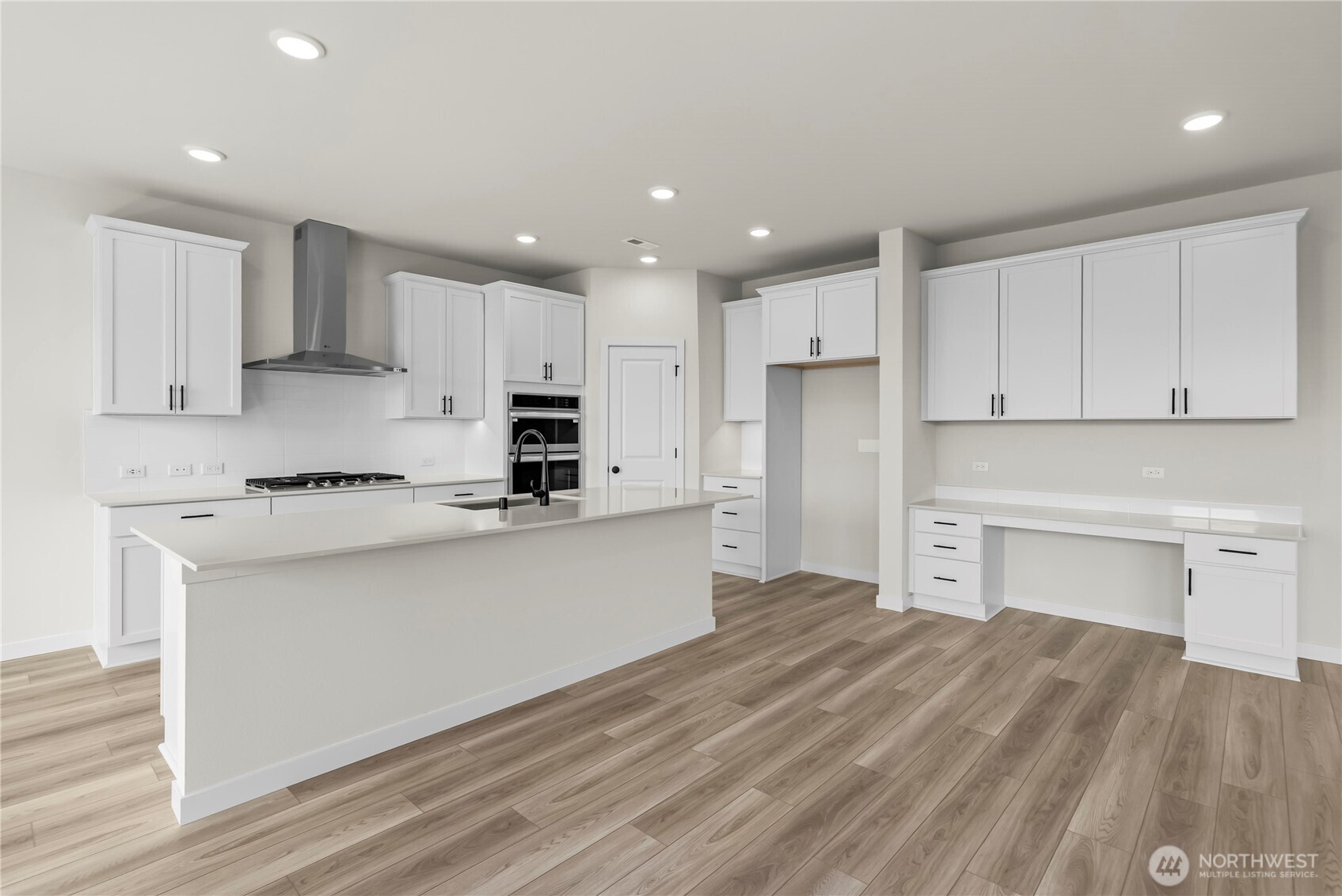 6011 Thornhill Avenue Property Photo 11