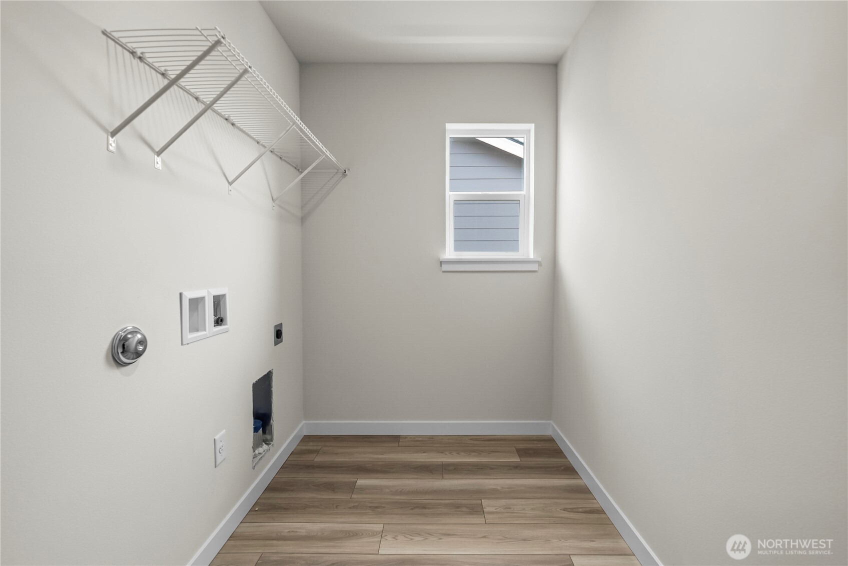 6011 Thornhill Avenue Property Photo 21