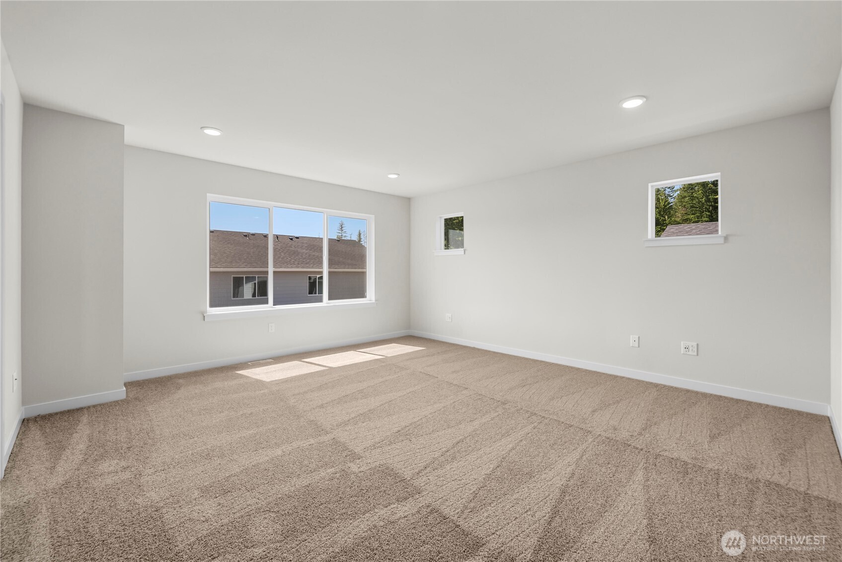 6011 Thornhill Avenue Property Photo 24