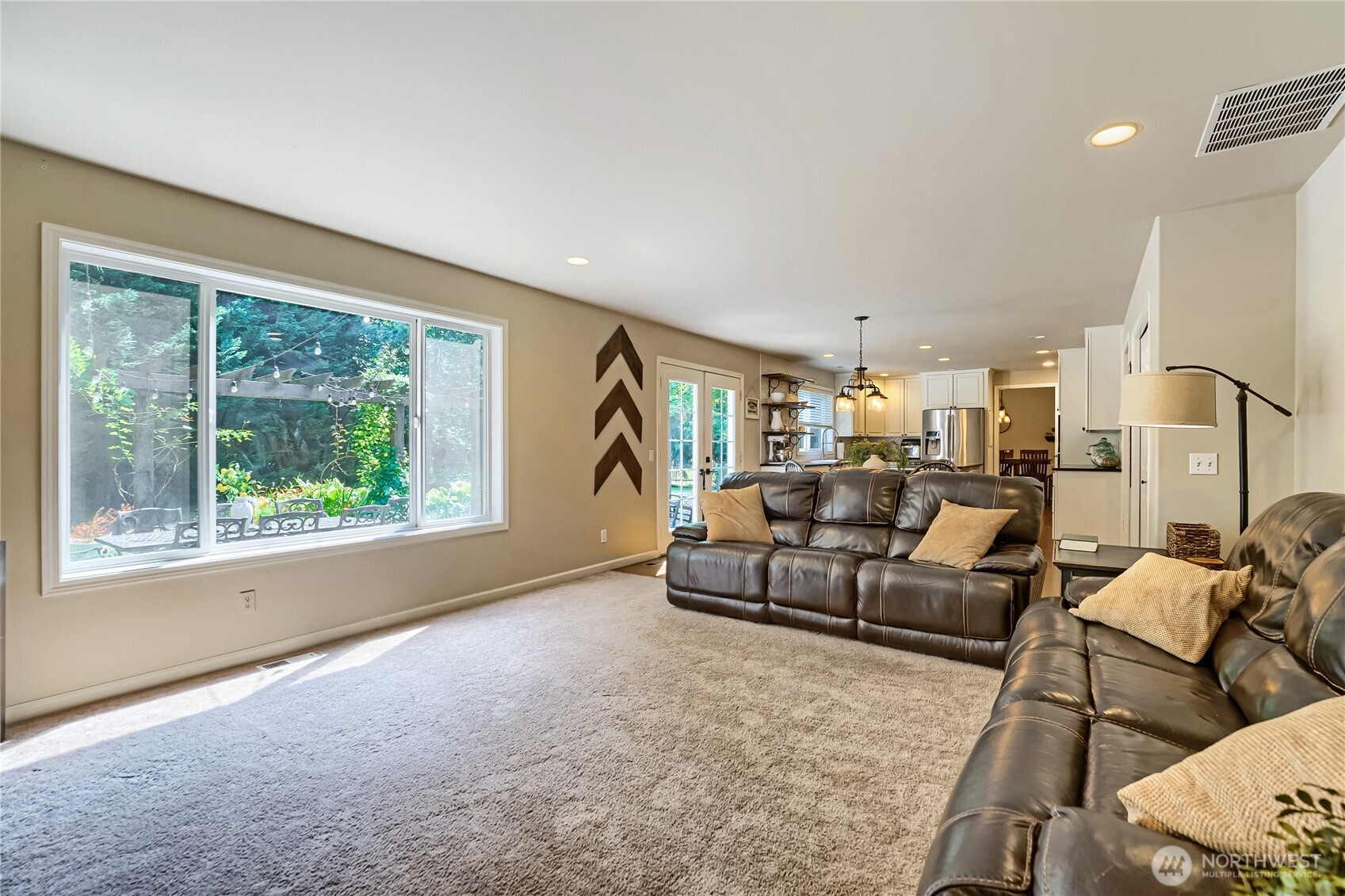 16132 107th Street Property Photo 6