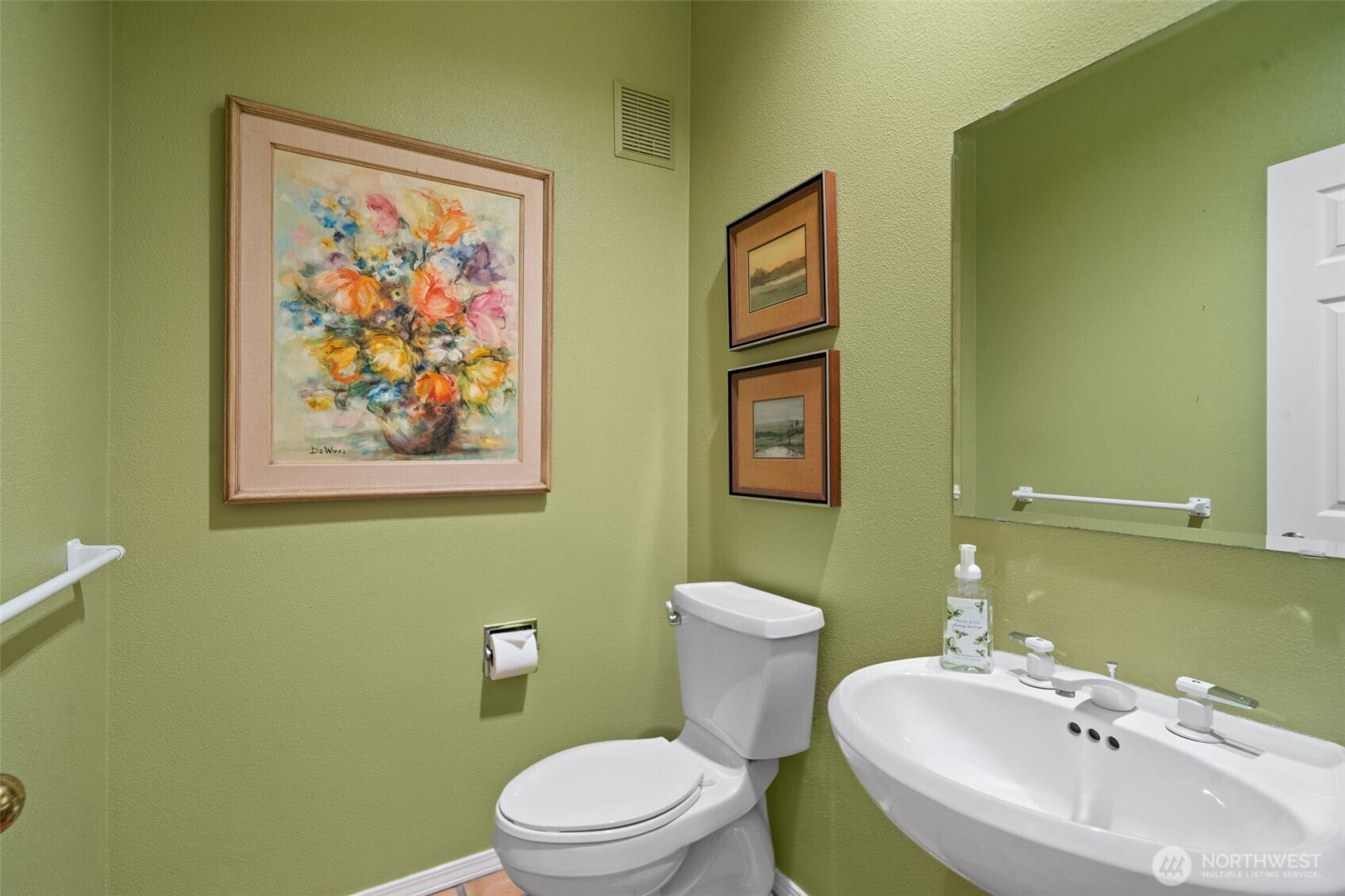 641 E Lakeshore Drive Property Photo 23