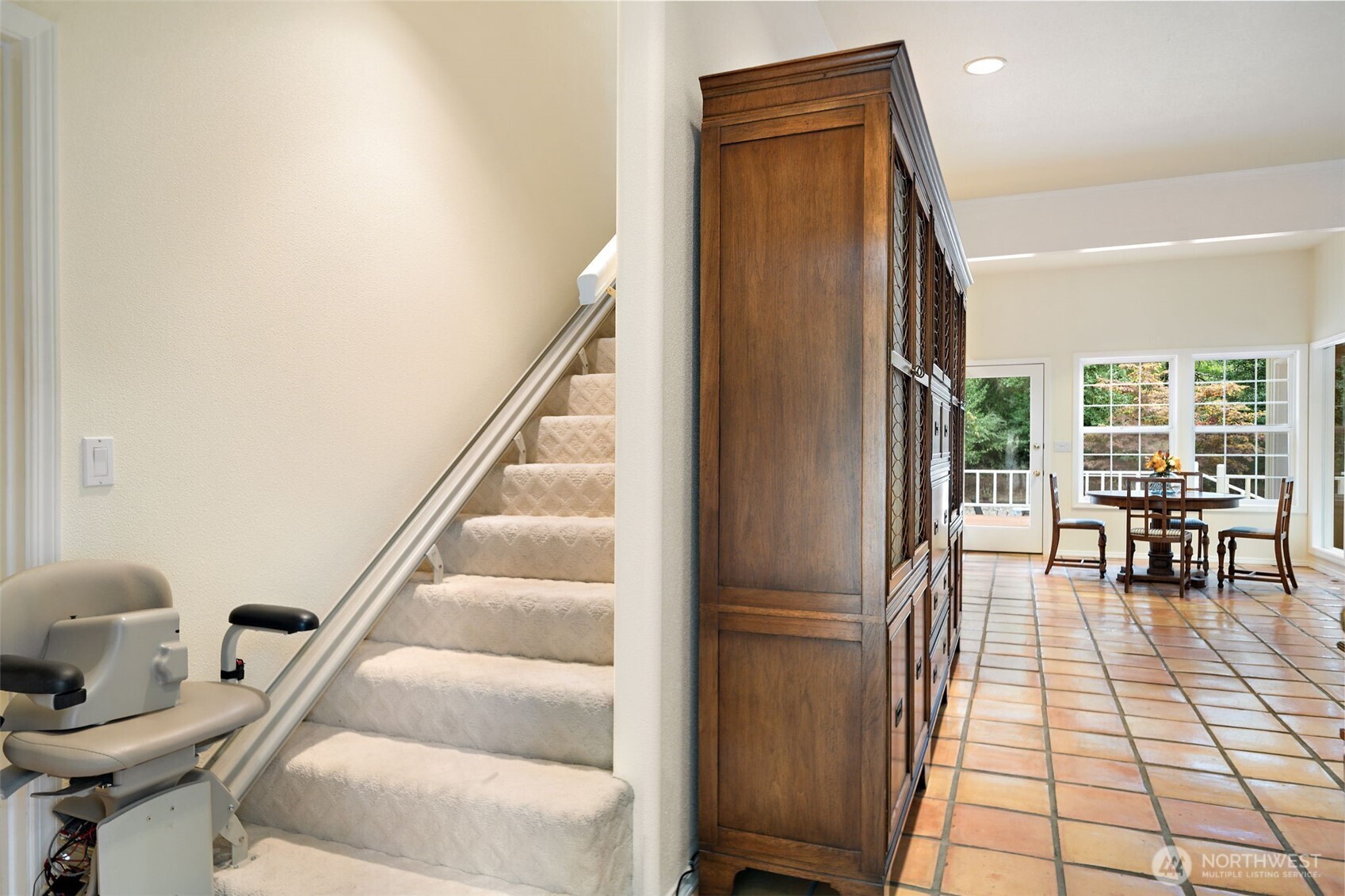 641 E Lakeshore Drive Property Photo 24