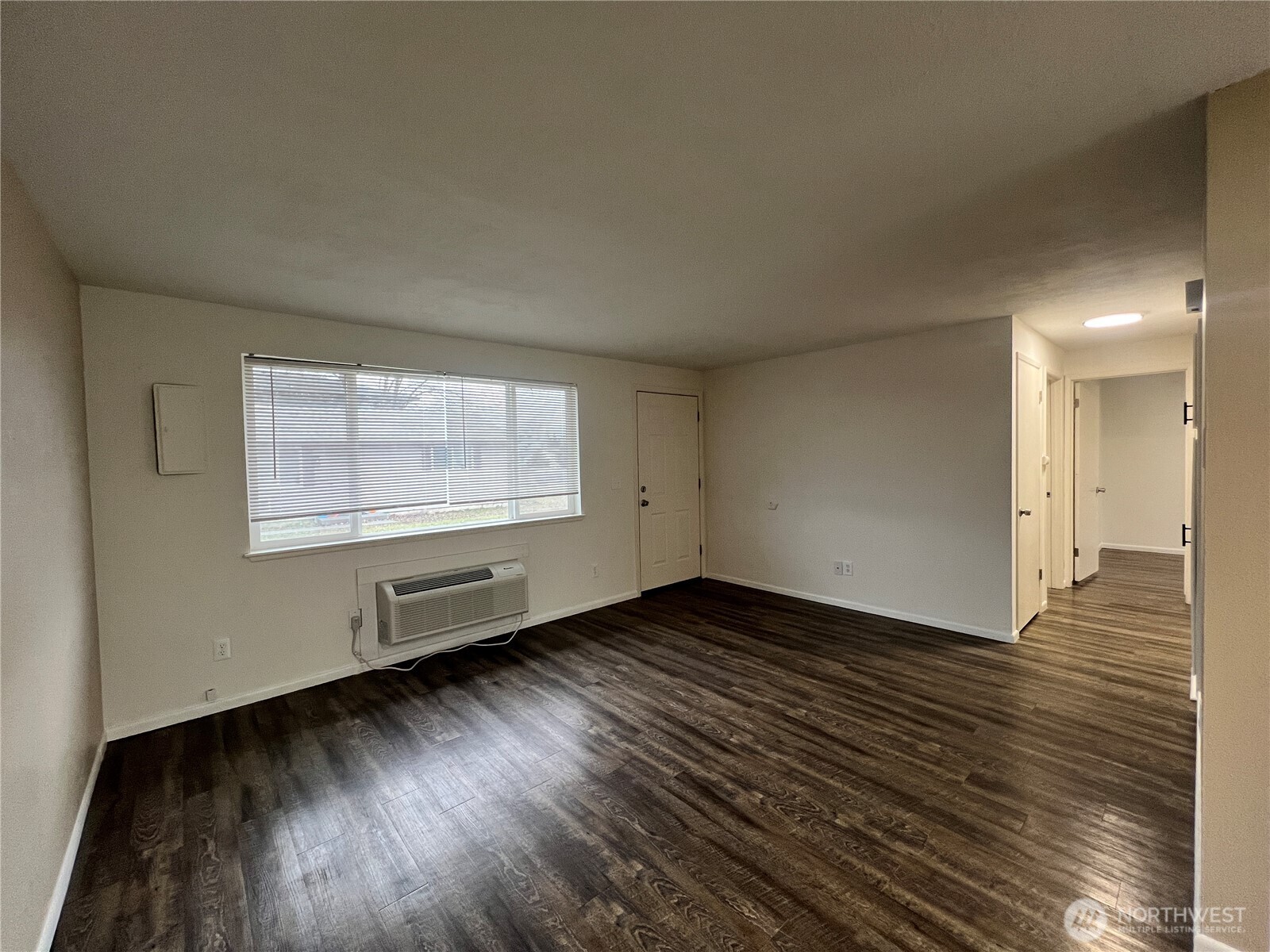 1137 1139 Cascade Avenue Property Photo 11